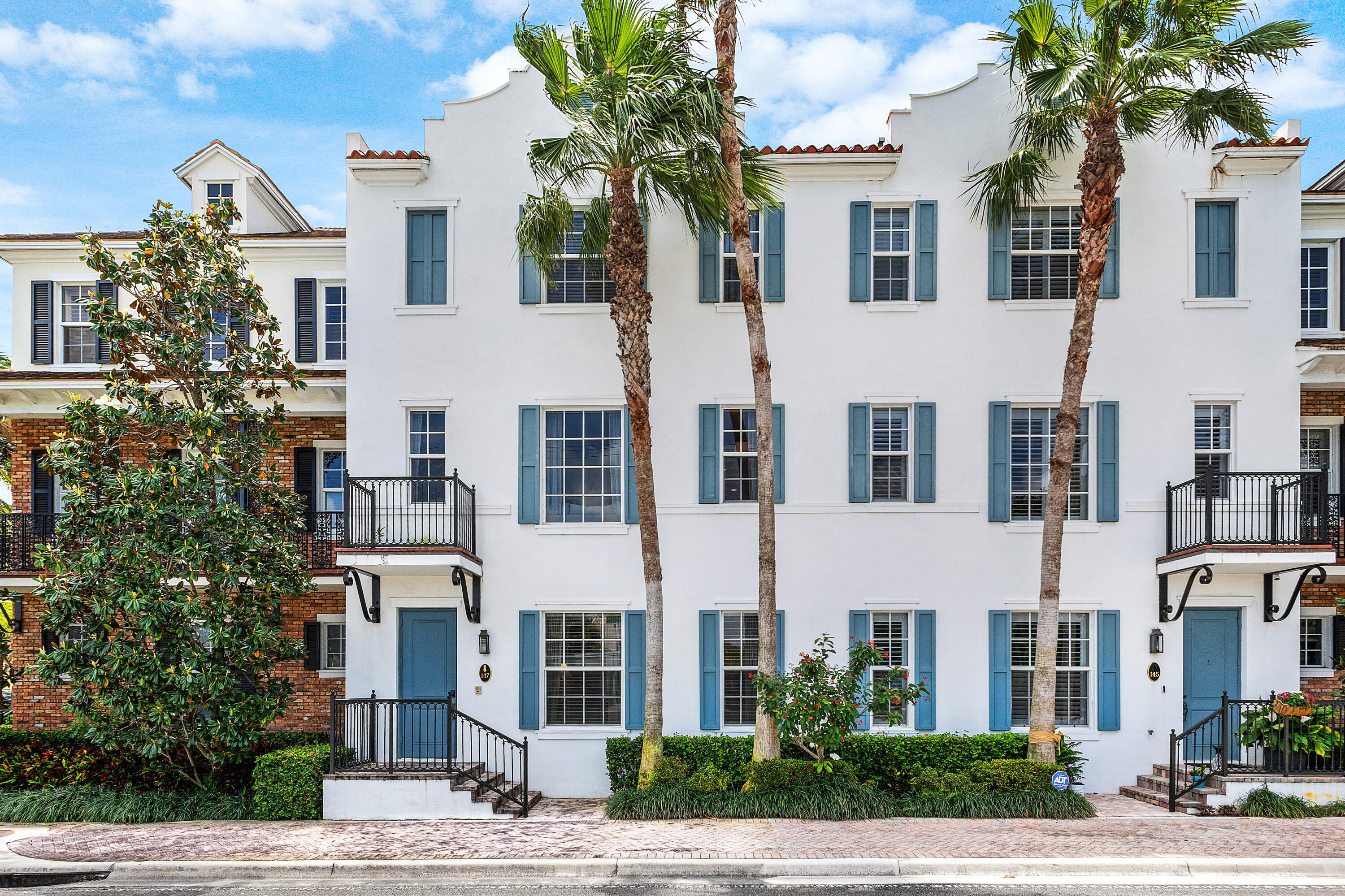 3BR – Townhouse at 147 N Cannery Row Circle
