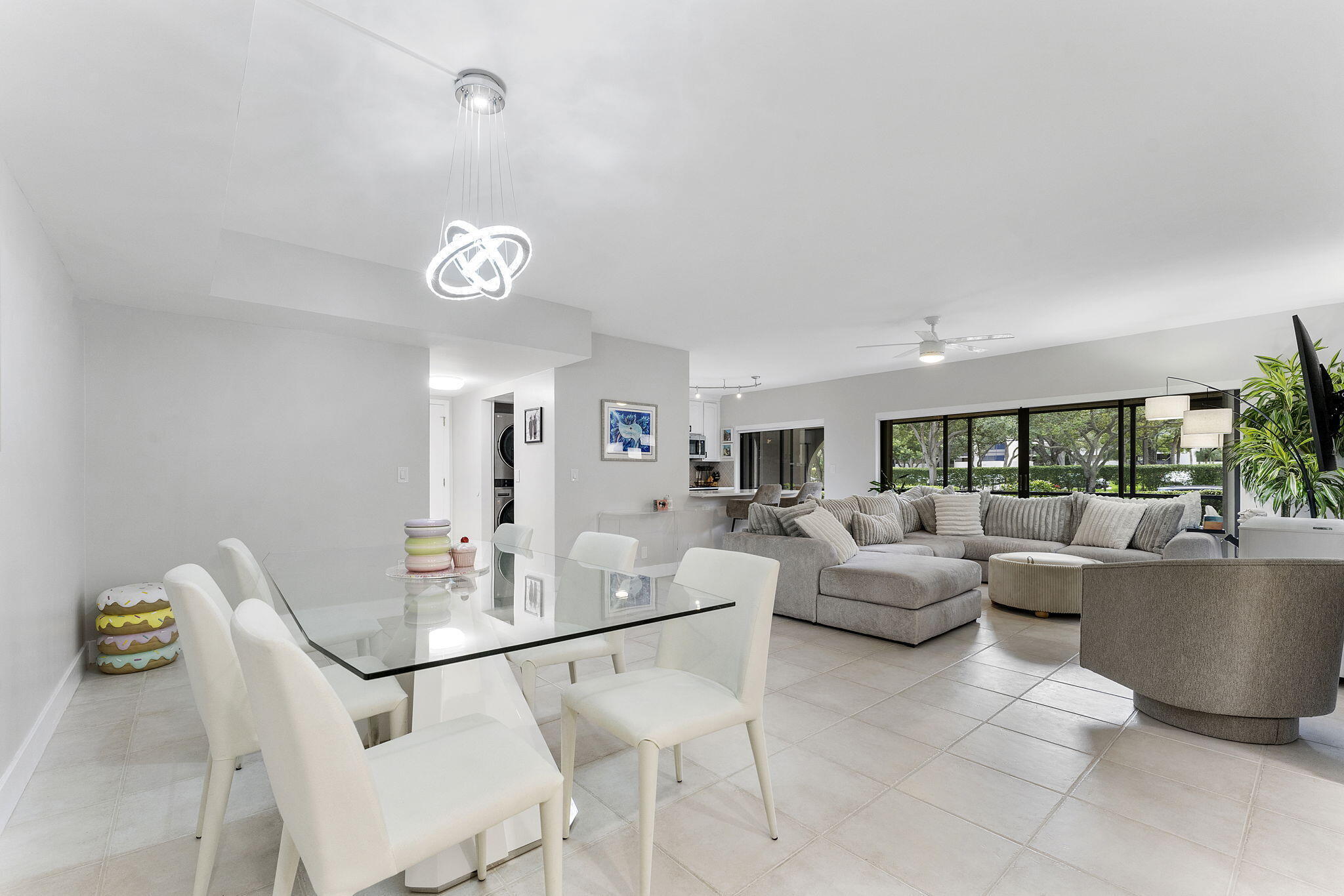 2BR – Condominium at 6314 Longboat Lane W #A102