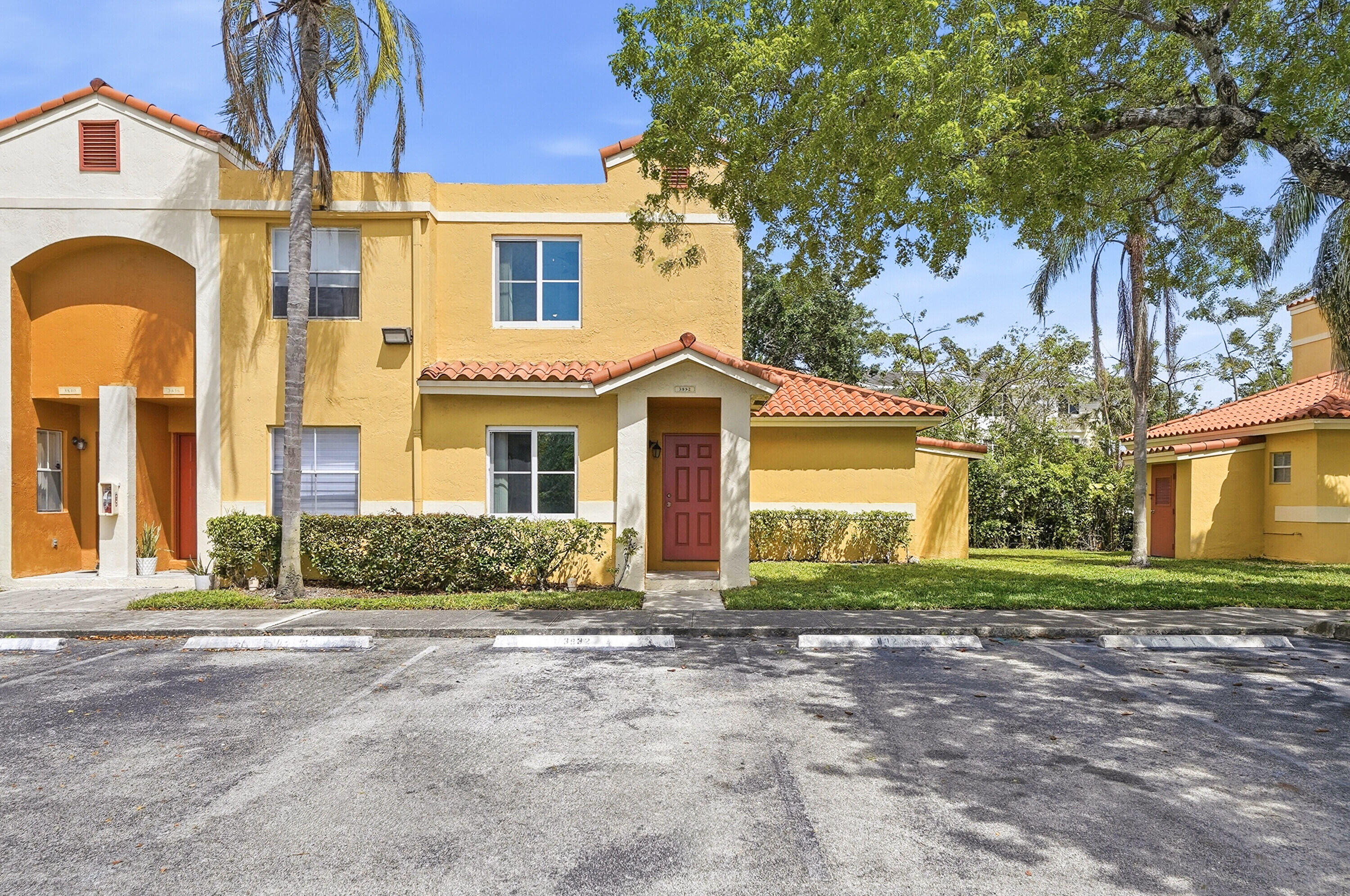 3BR – Townhouse at 3832 NW 90th Avenue #3832