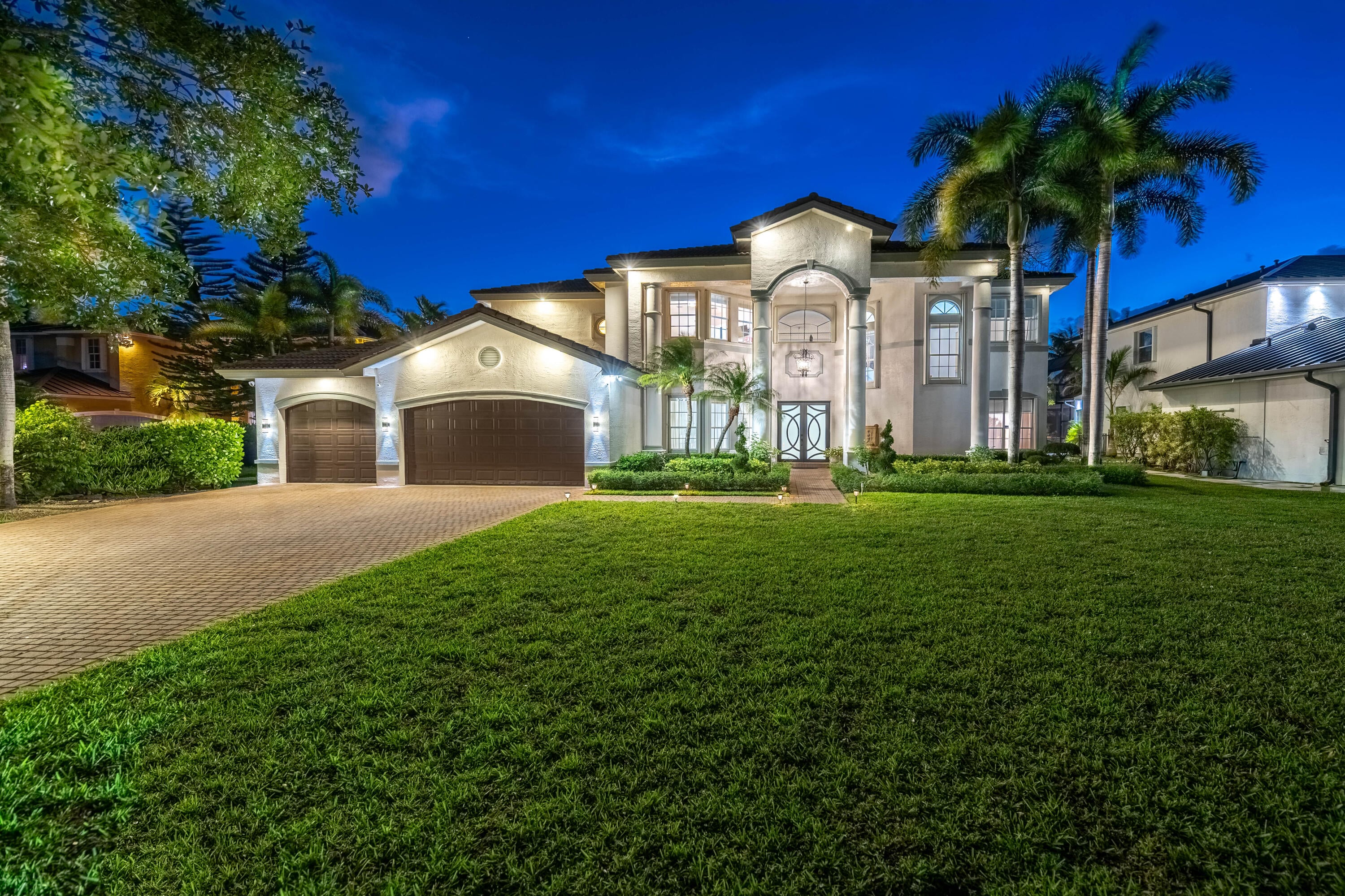 6BR – SingleFamilyResidence at 4918 SW 195th Ter