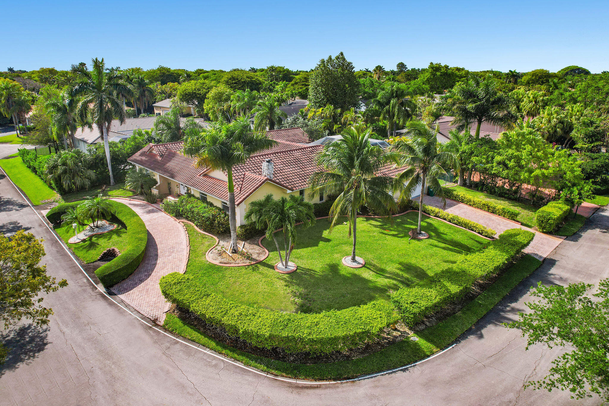 4BR – SingleFamilyResidence at 5701 SW 136th Street