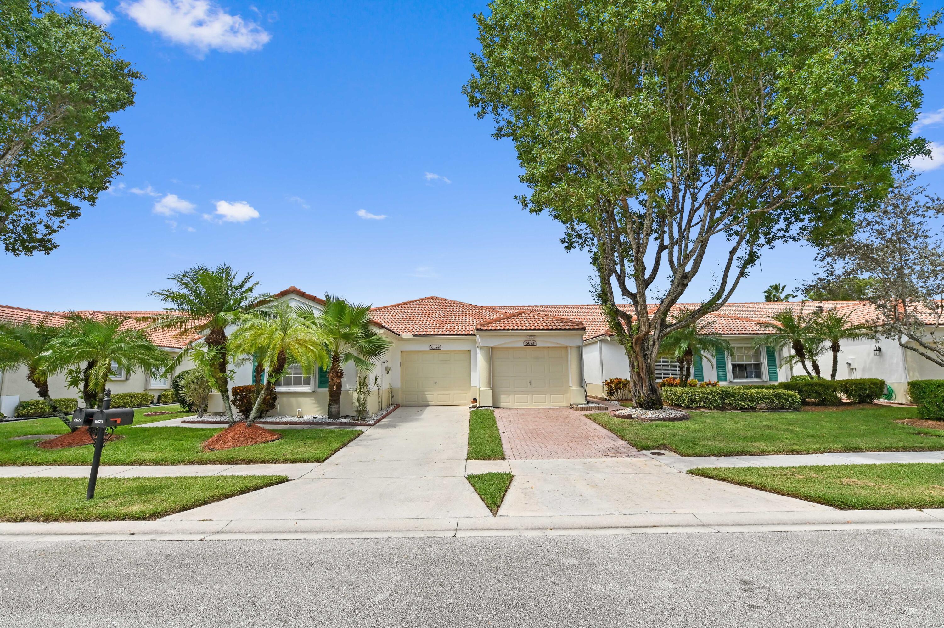 3BR – RES at 6077 Lake Hibiscus Drive