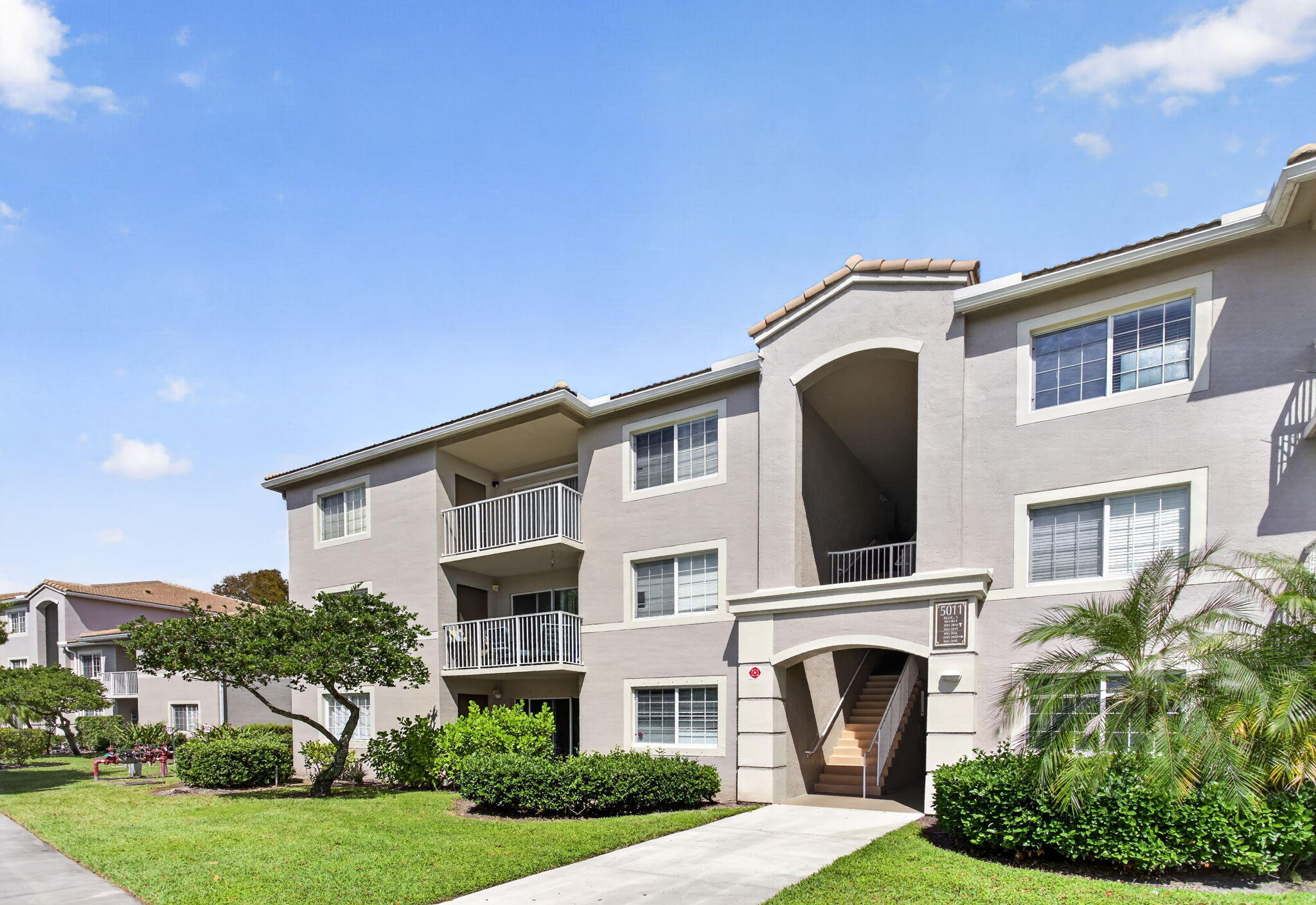 2BR – Condominium at 5011 Wiles Road #104