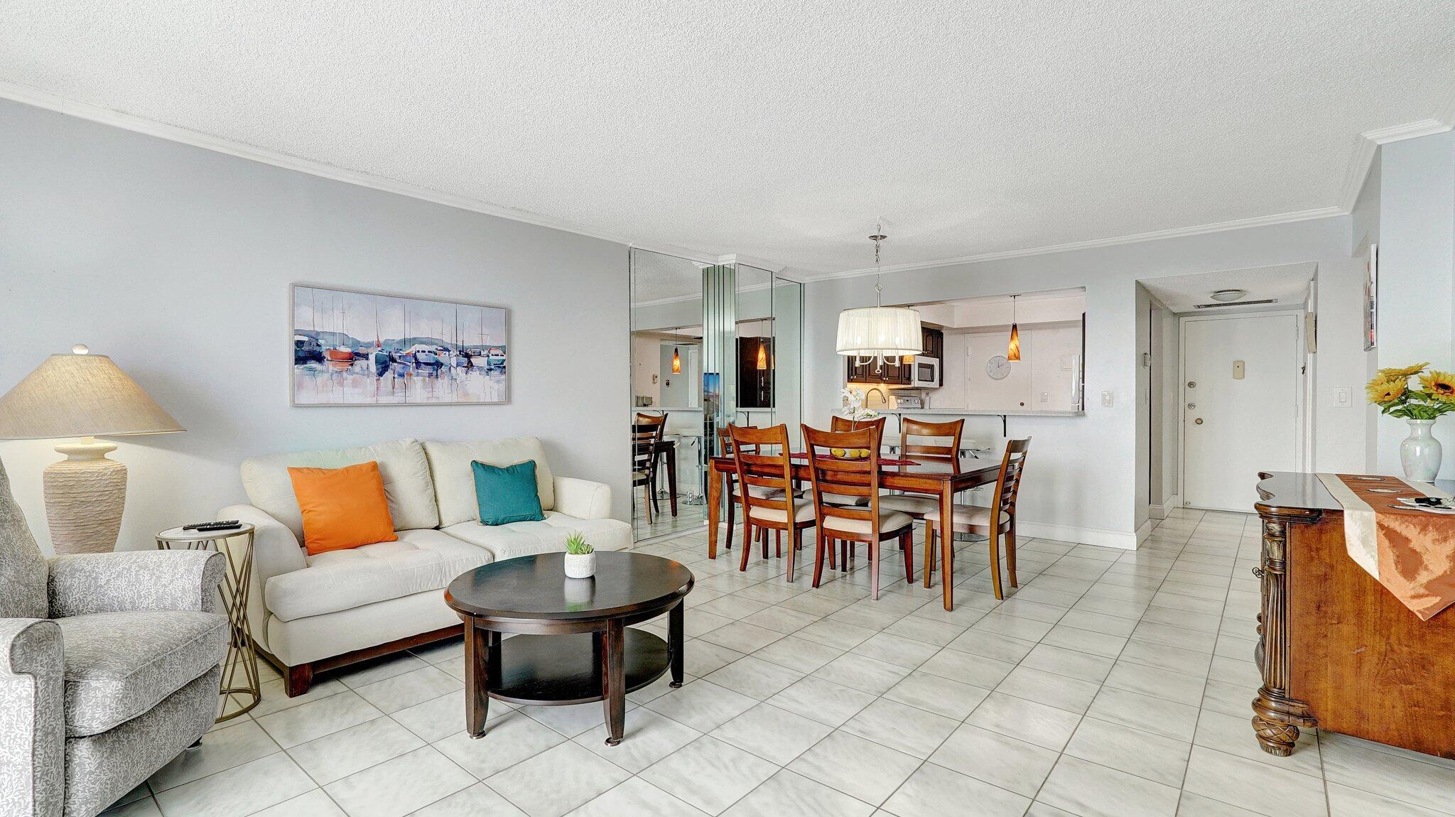 2BR – Condominium at 427 Golden Isles Drive #5j