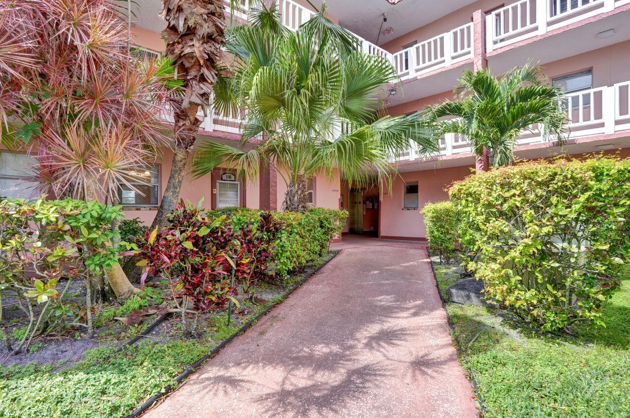1BR – Condominium at 9460 Sunrise Lakes Boulevard #106