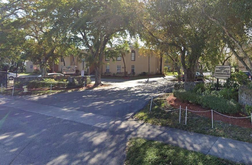 1BR – Condominium at 4221 NW 19th Street #285