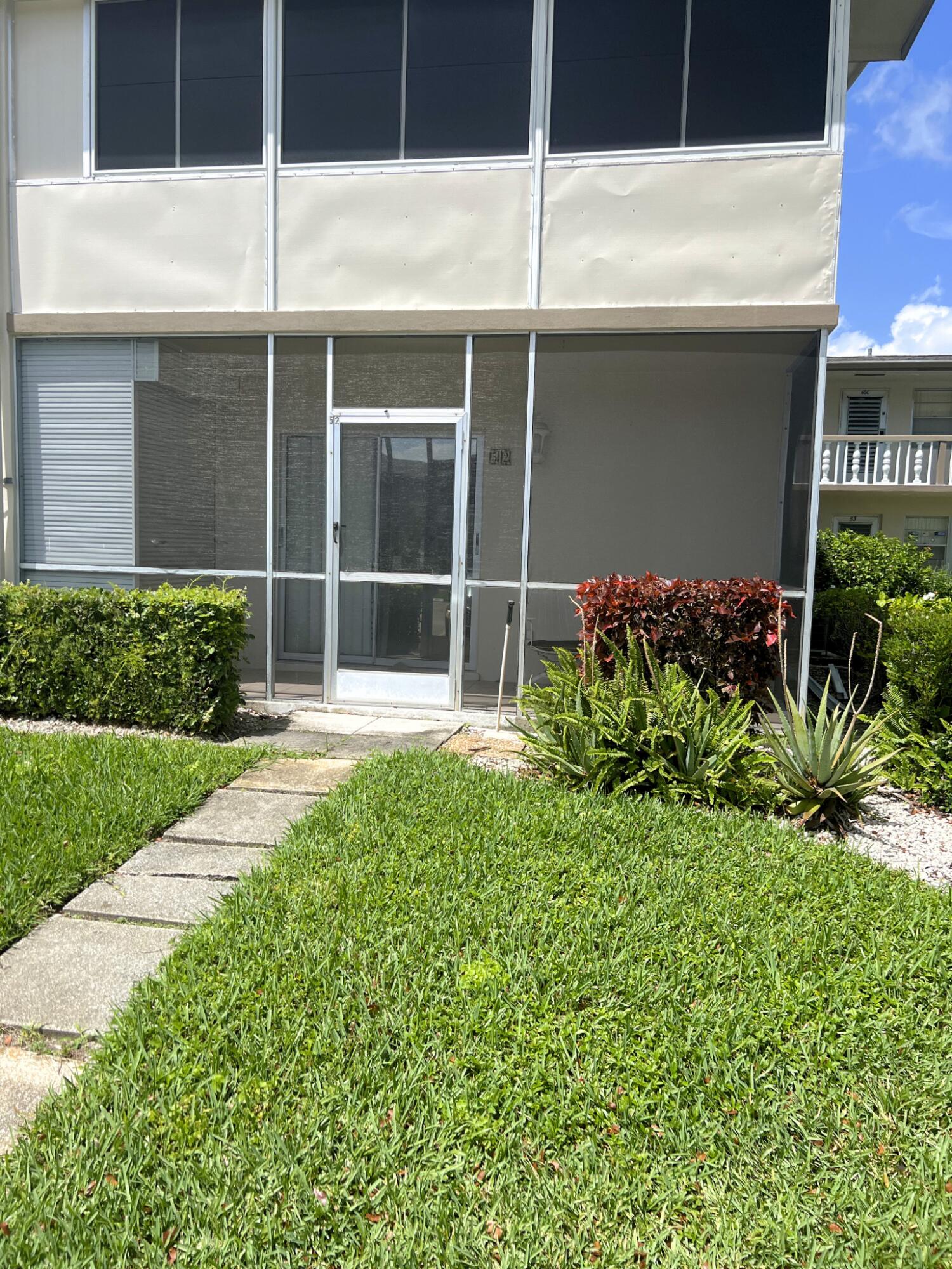 1BR – Condominium at 52 Dorchester