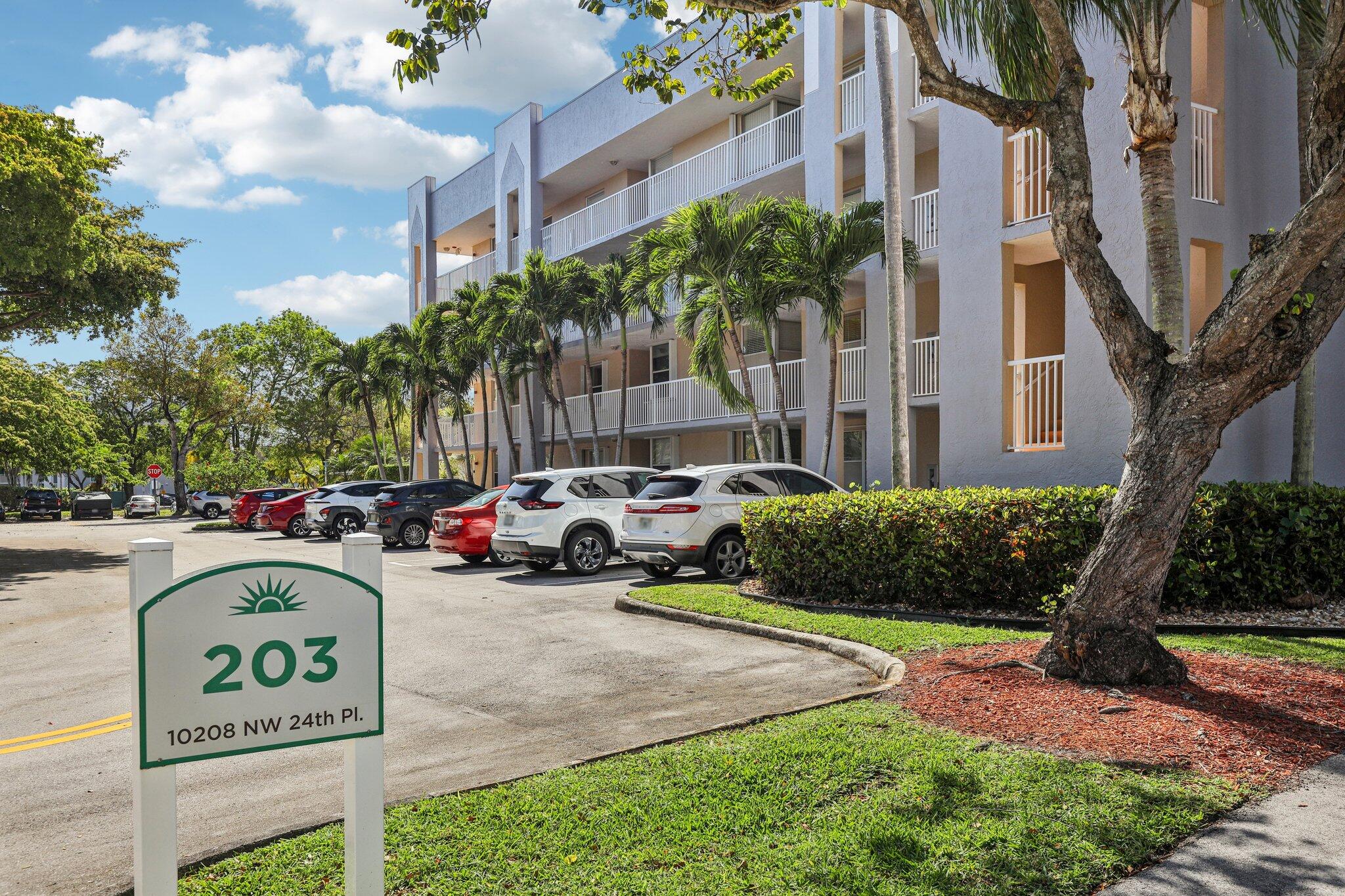 2BR – Condominium at 10208 NW 24th Place #102