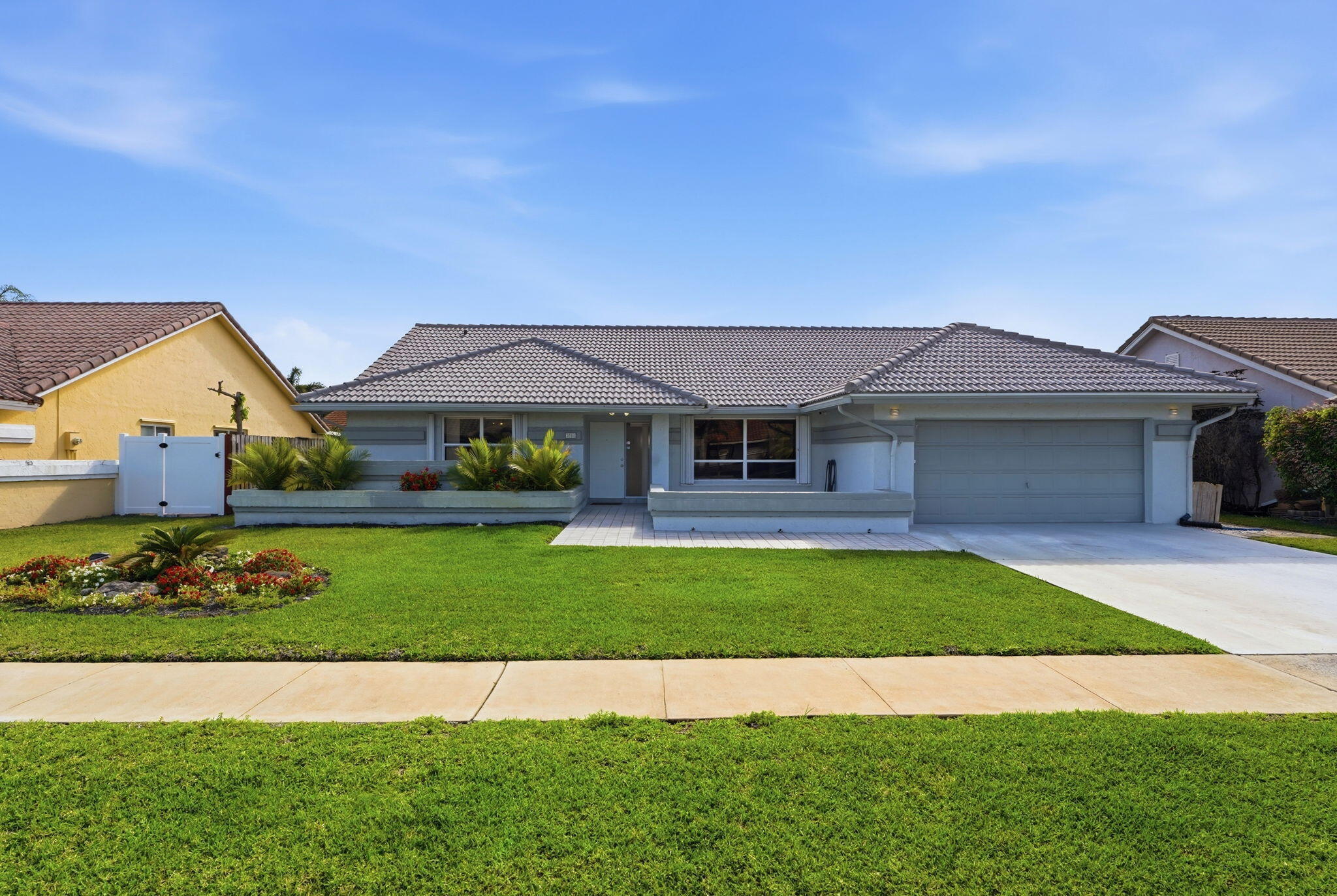 3BR – SingleFamilyResidence at 9284 Laurel Green Drive