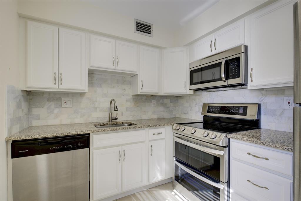 2BR – Condominium at 188 Piedmont #188