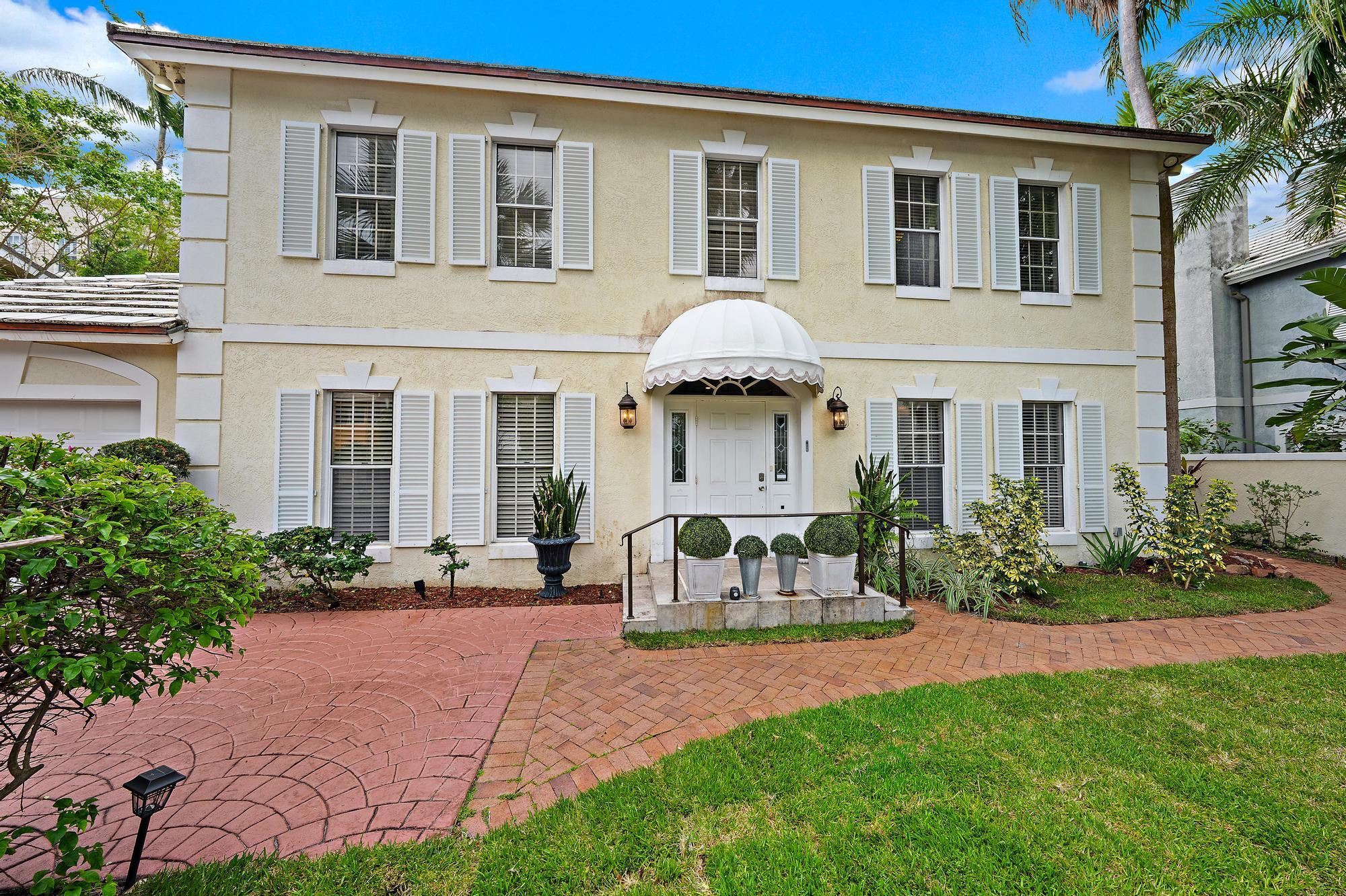 4BR – SingleFamilyResidence at 230 Park Avenue
