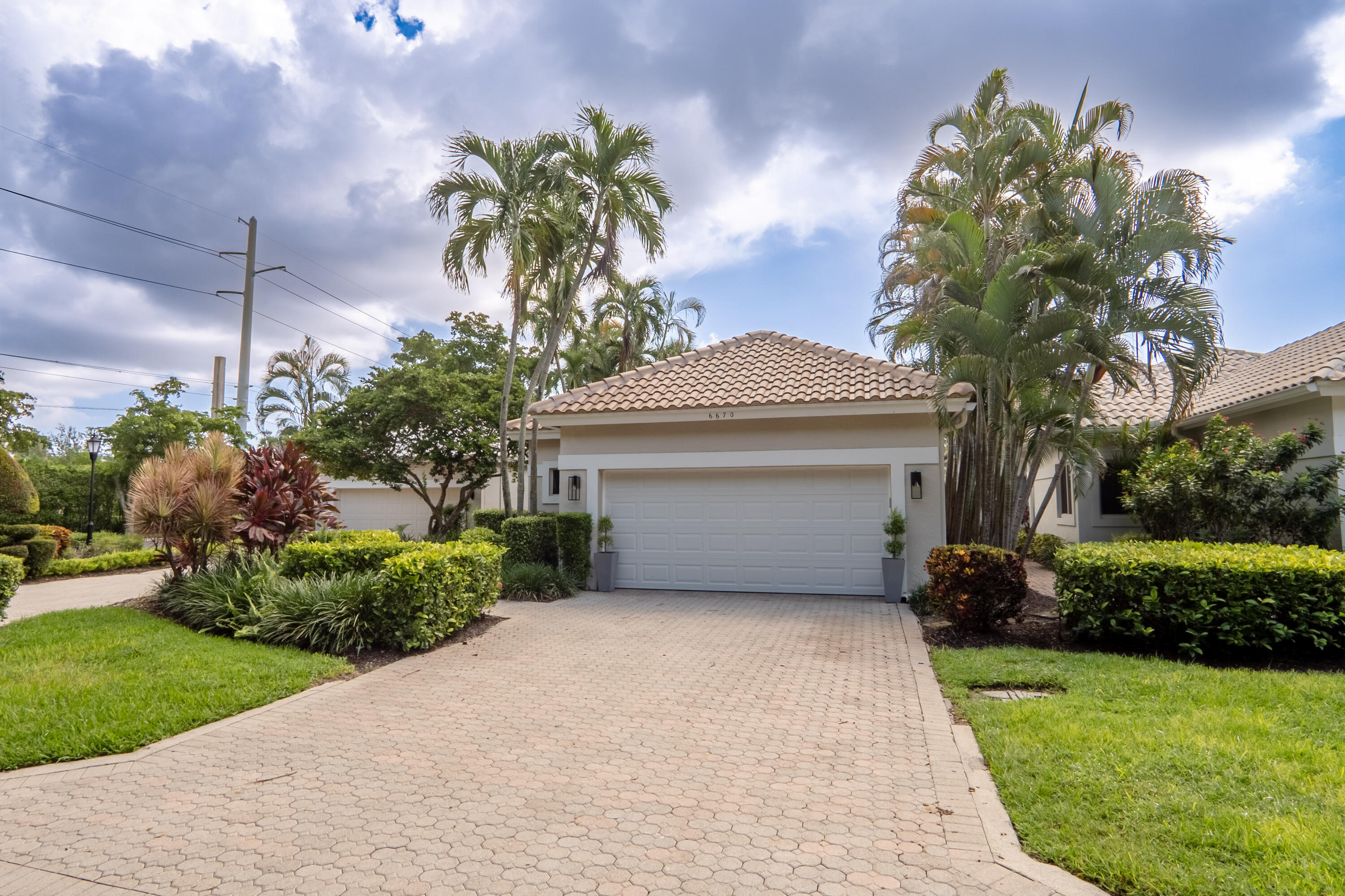 3BR – SingleFamilyResidence at 6670 NW 27th Avenue