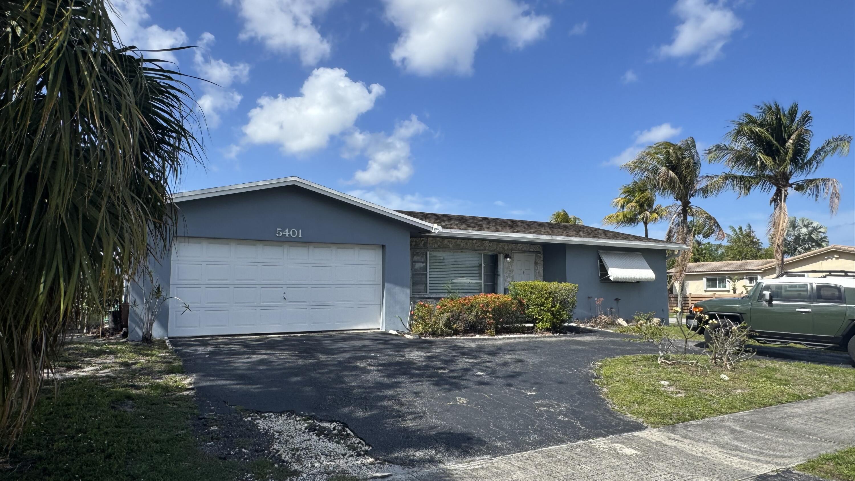 4BR – SingleFamilyResidence at 5401 W Park Road