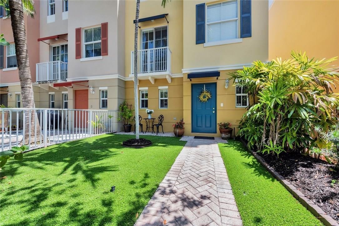 3BR – Townhouse at 538 NE 7th Avenue #1