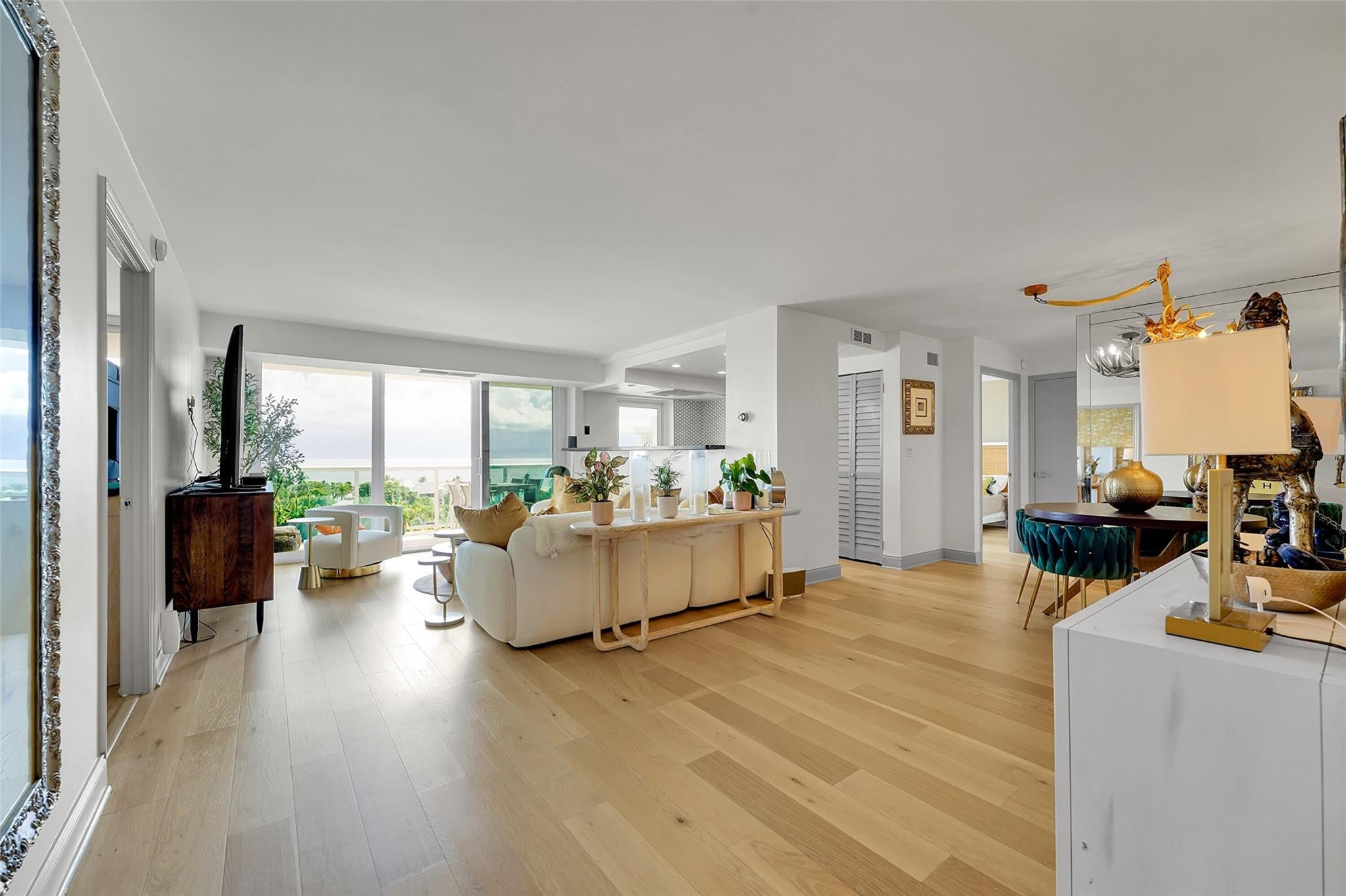 2BR – Condominium at 2841 N Ocean Boulevard #1004