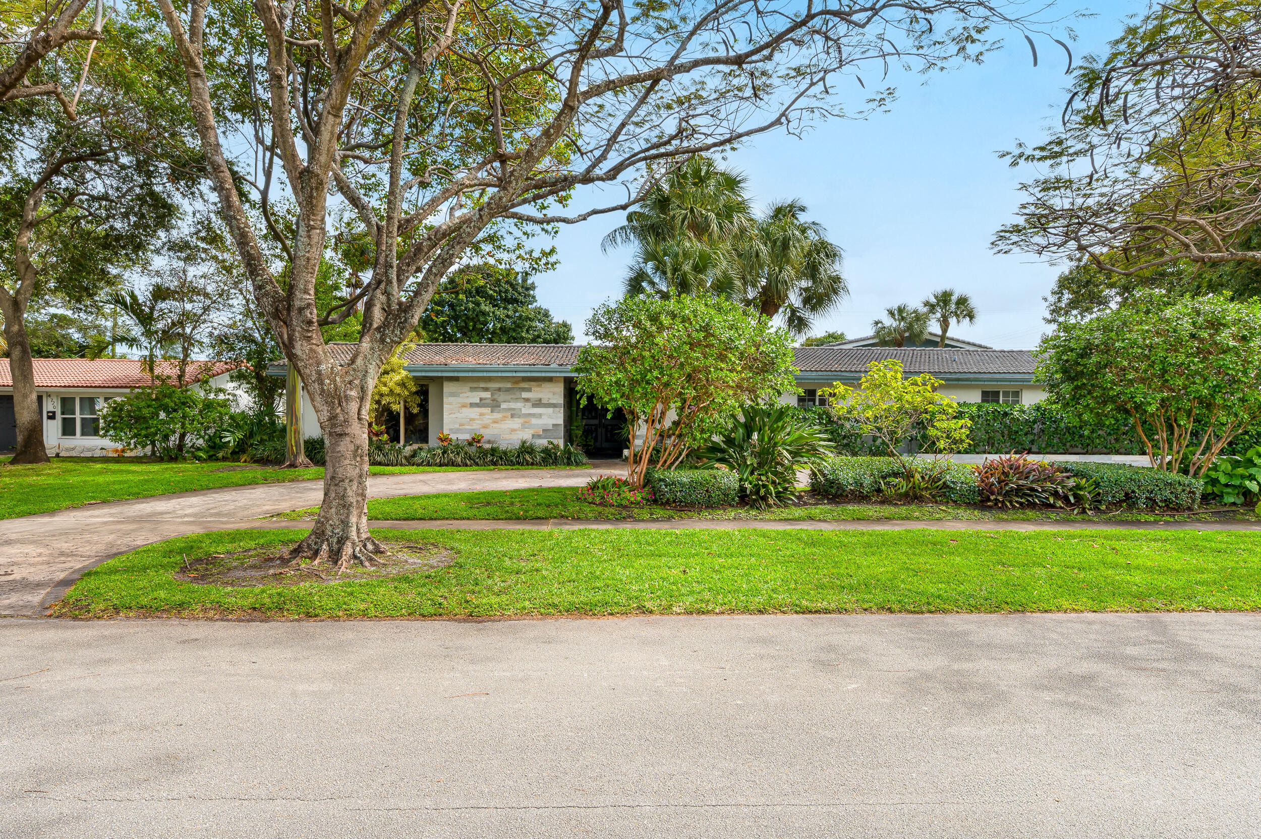 4BR – SingleFamilyResidence at 4734 Jefferson Street