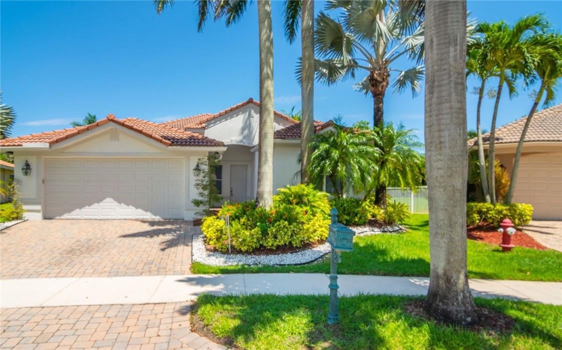 4BR – SingleFamilyResidence at 2002 Schooner Lane