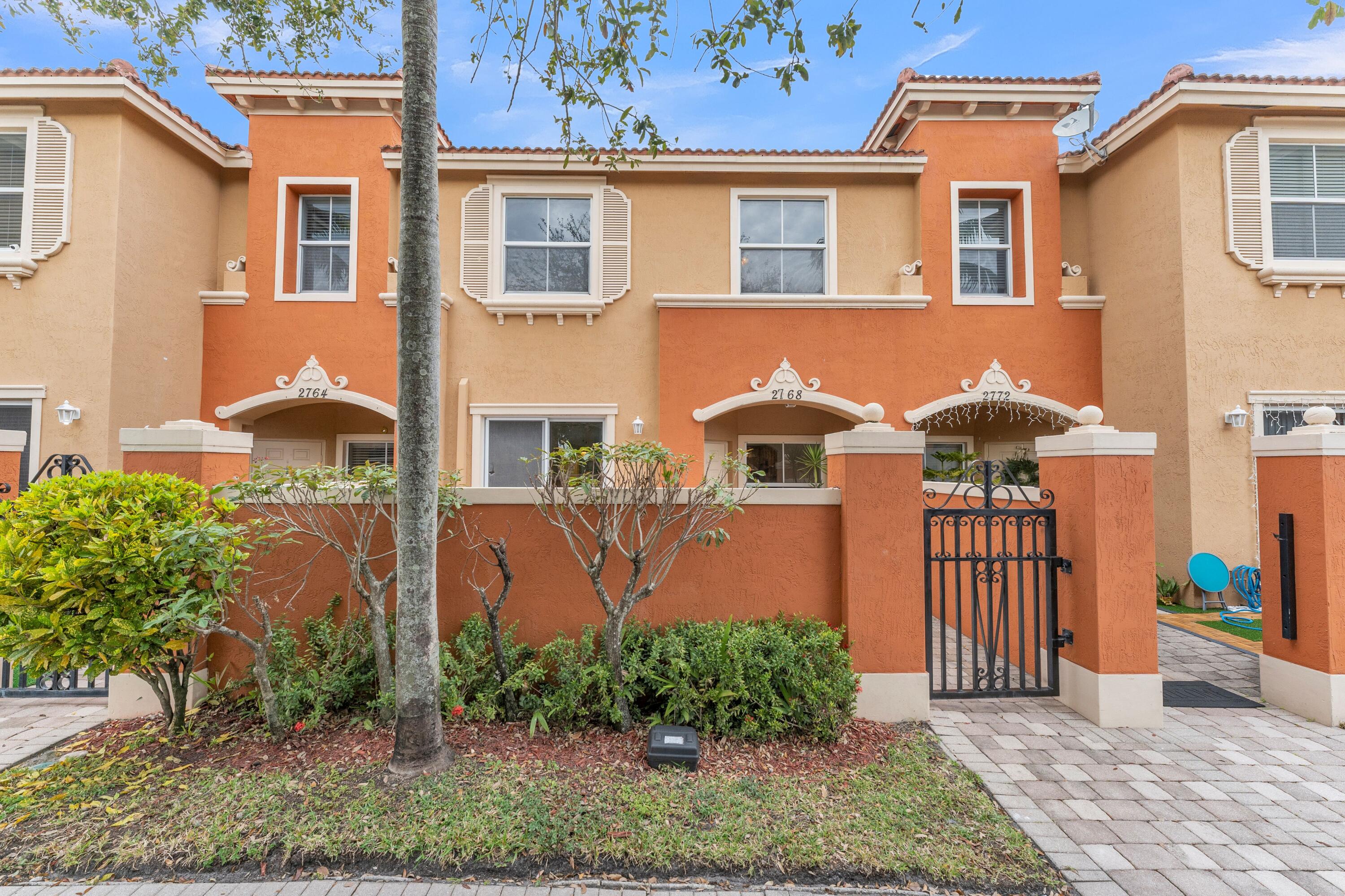 2BR – Townhouse at 2768 SW 120th Terrace #1003