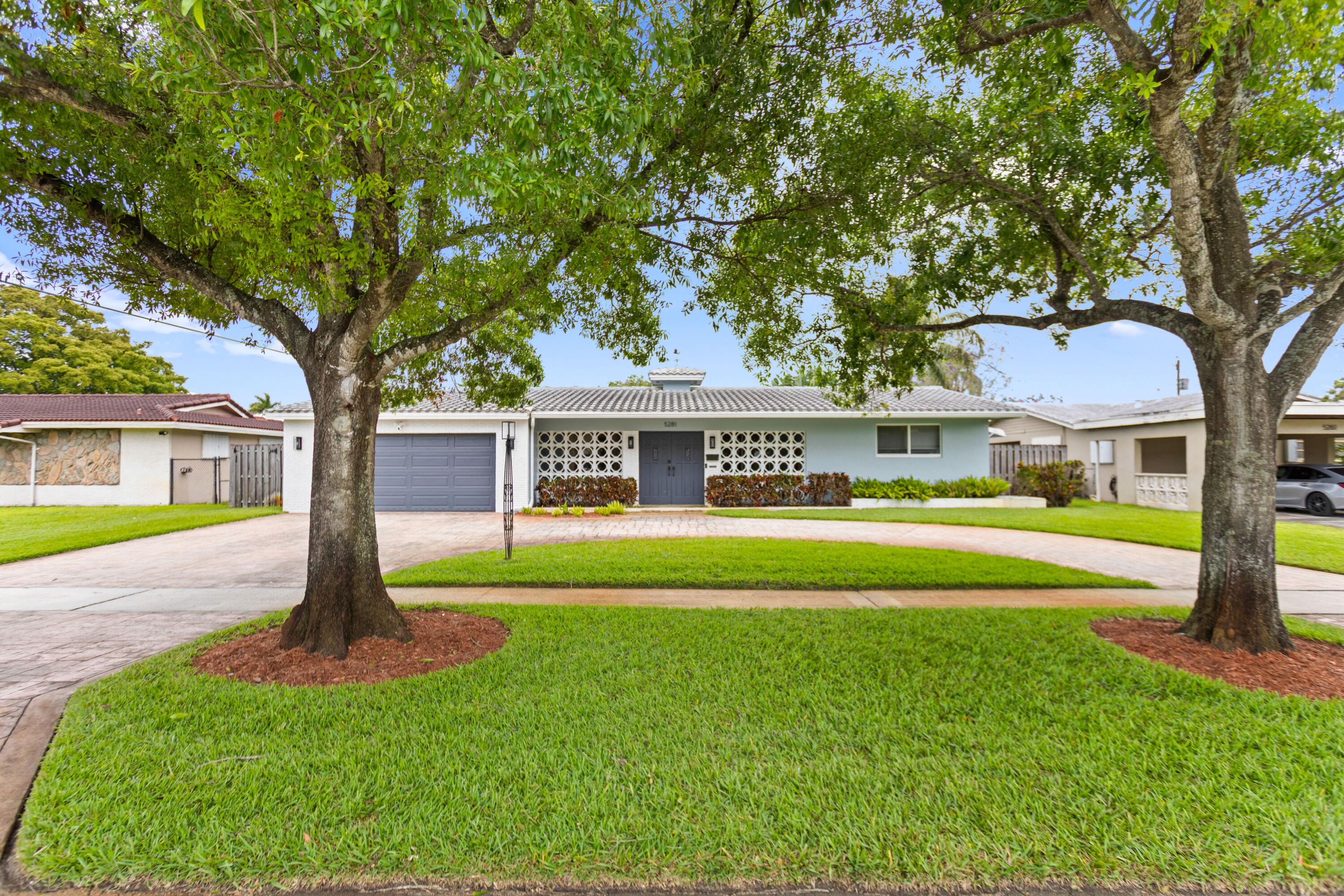 3BR – SingleFamilyResidence at 5281 SW 4th Court
