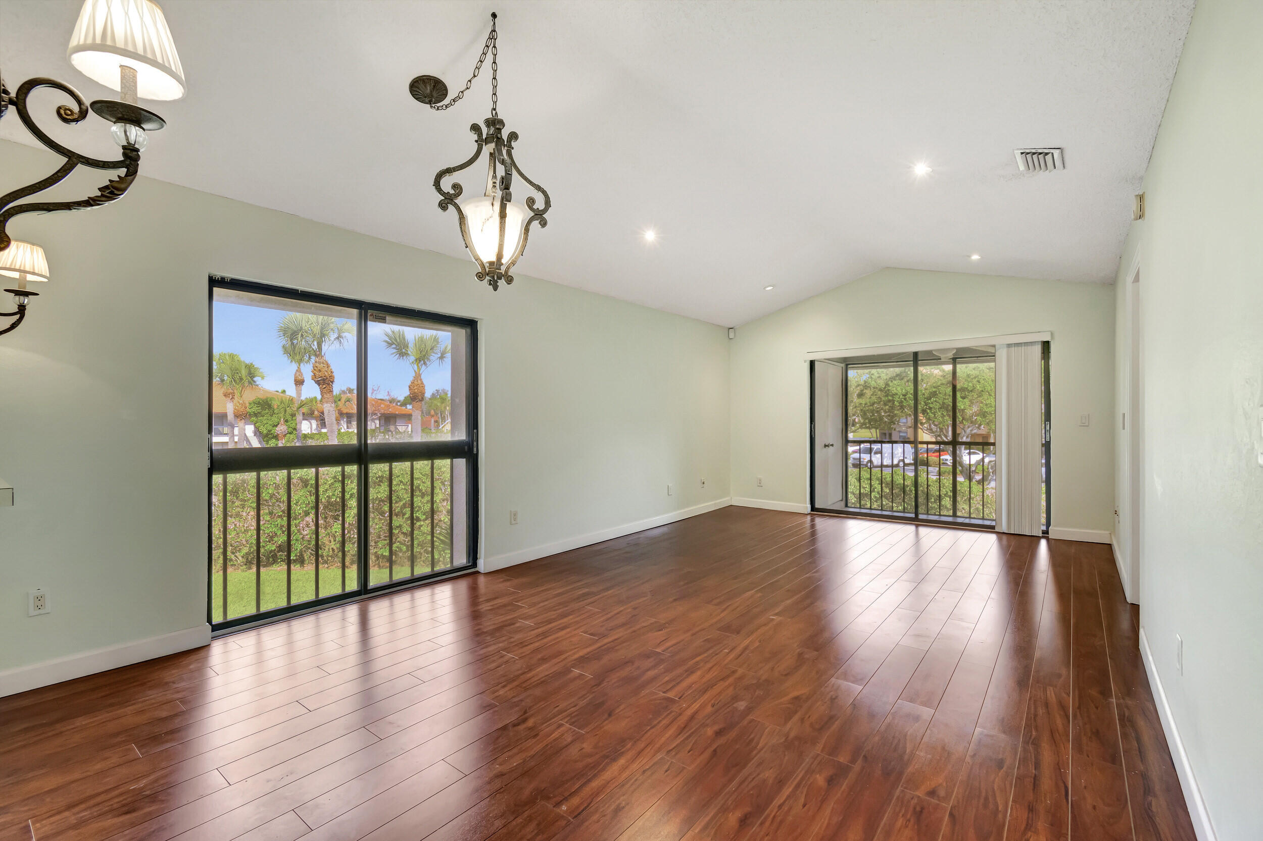 2BR – Condominium at 351 Club Circle #207