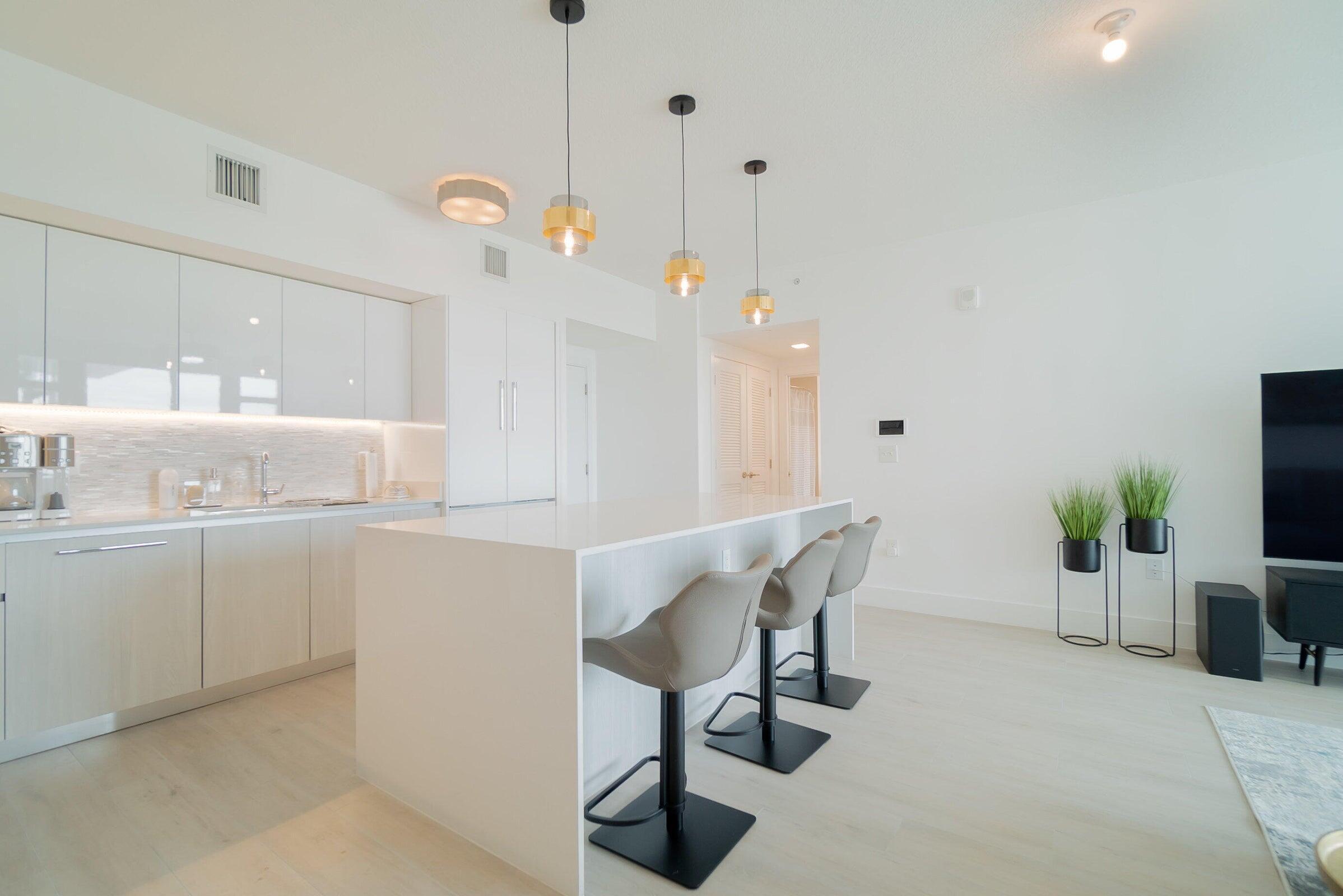 2BR – Condominium at 111 SE 1st Avenue #514