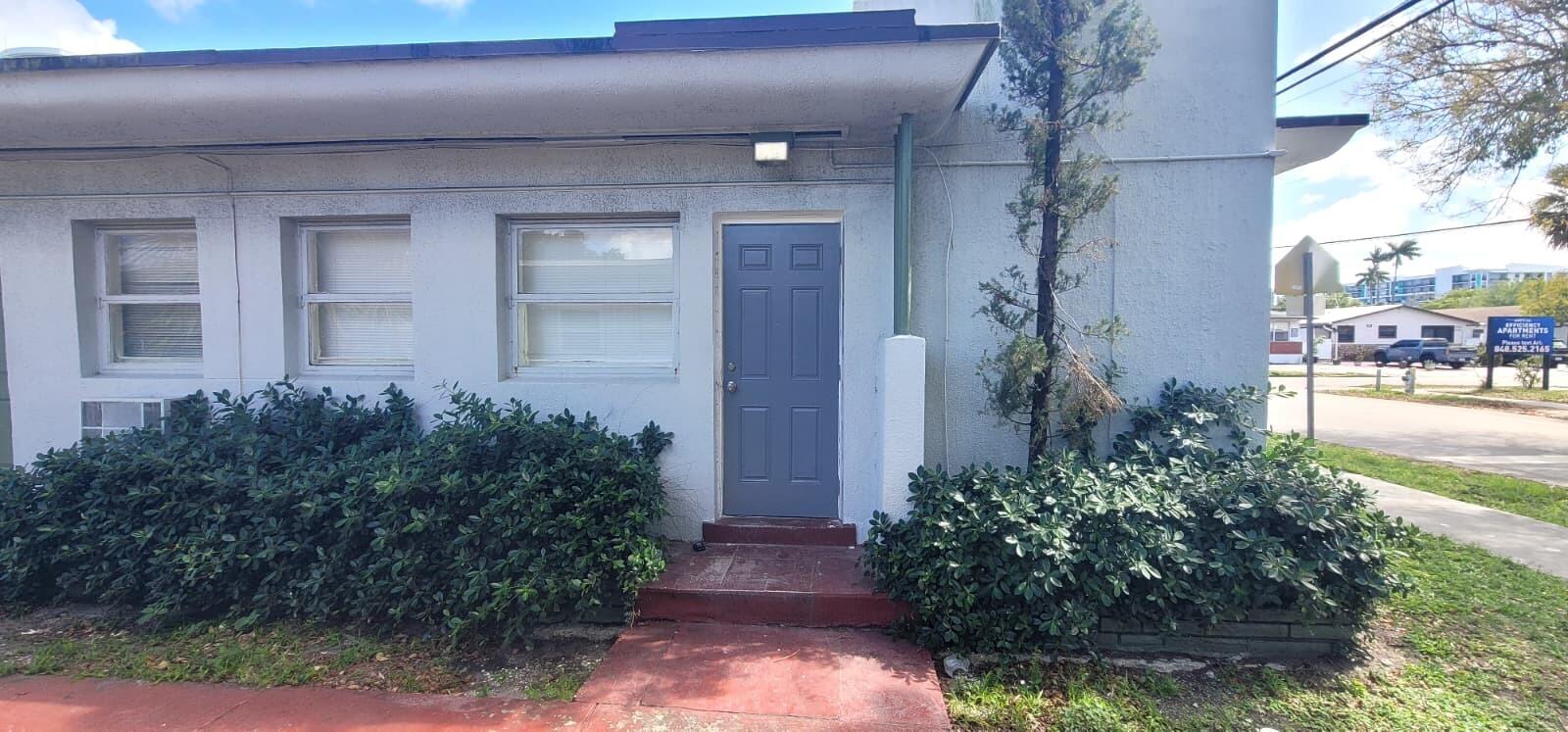 1BR – Apartment at 403 N 19th Avenue #J