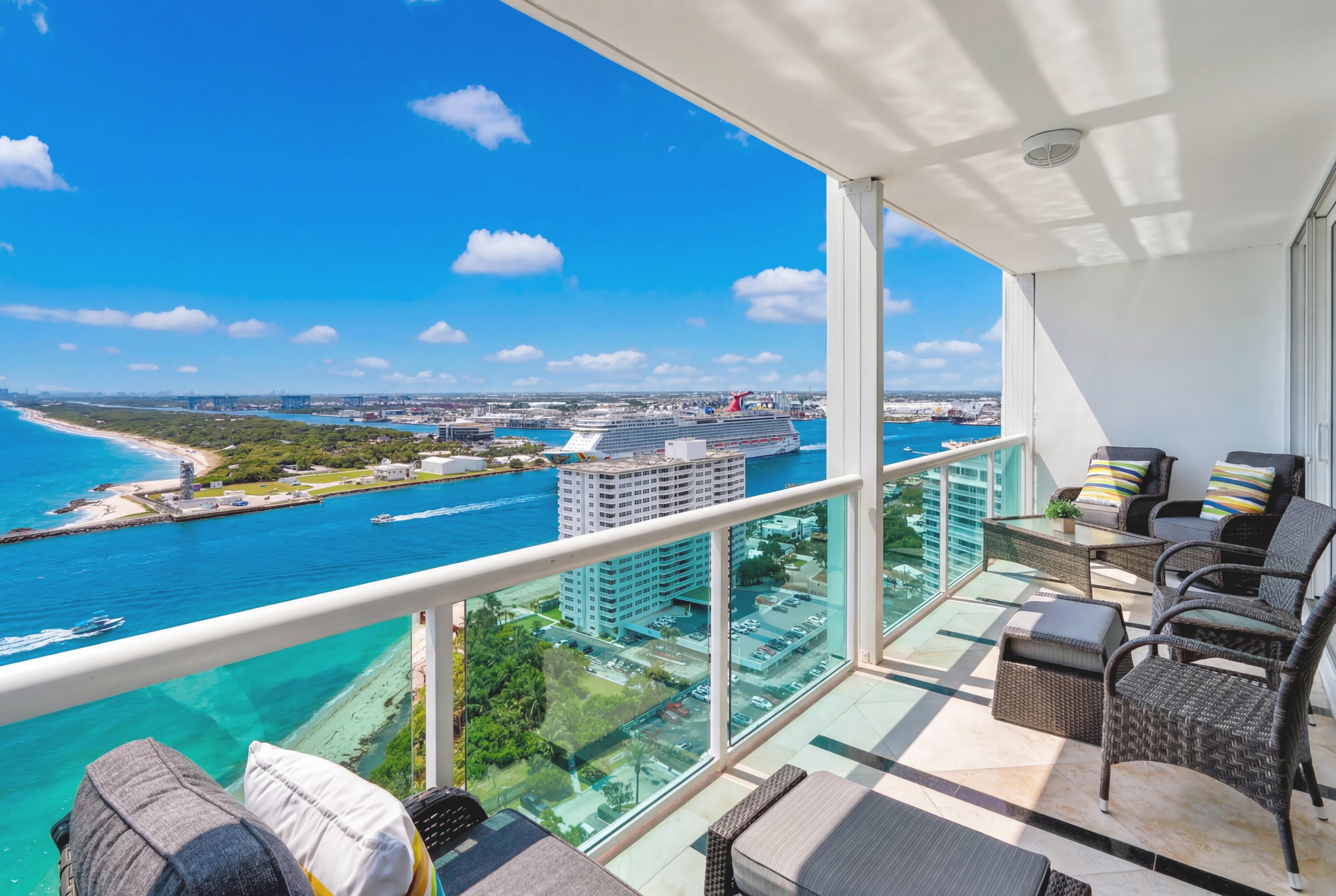 2BR – Condominium at 2100 S Ocean Lane #2507