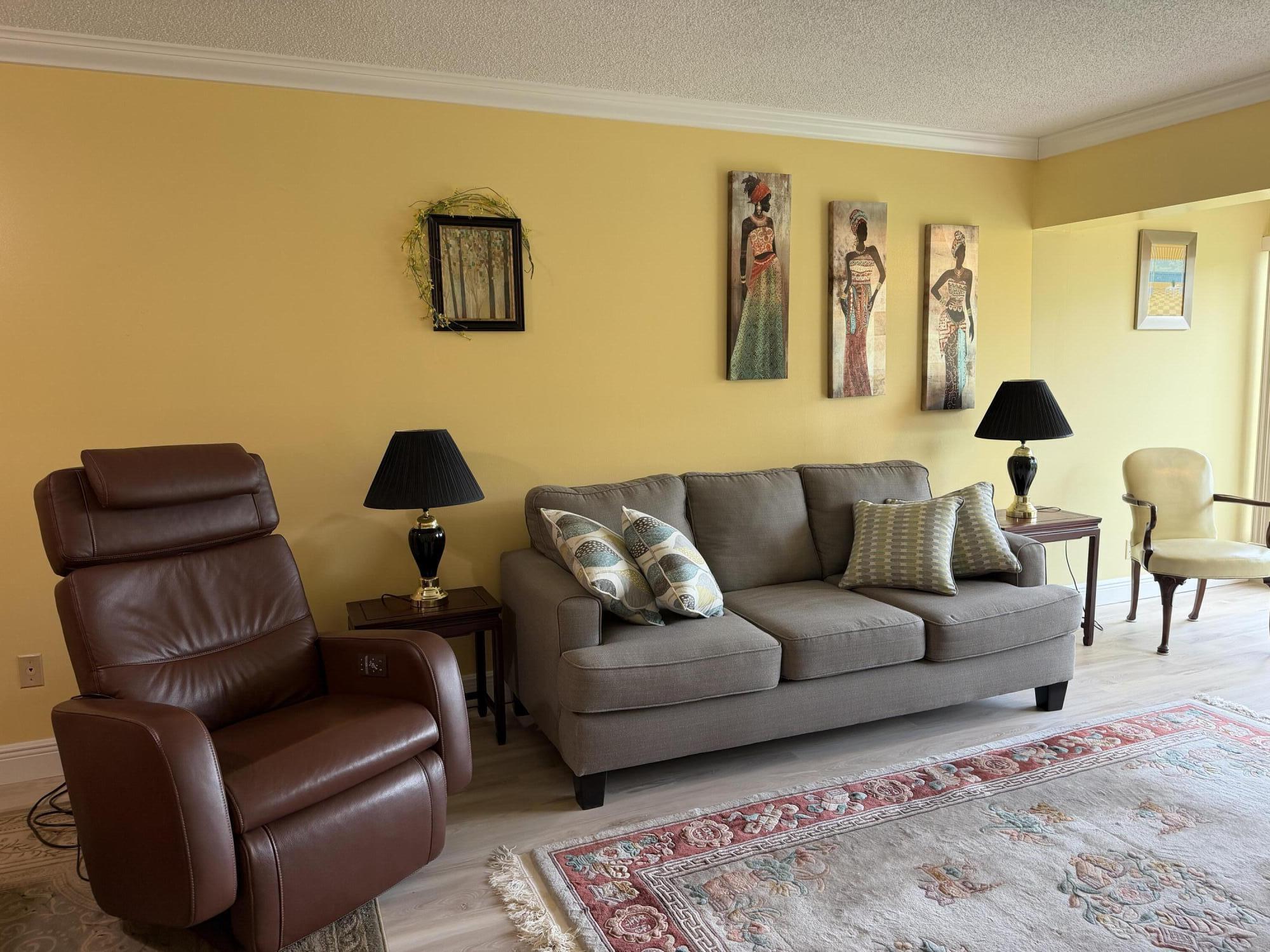 2BR – Condominium at 1121 Cactus Terrace #202
