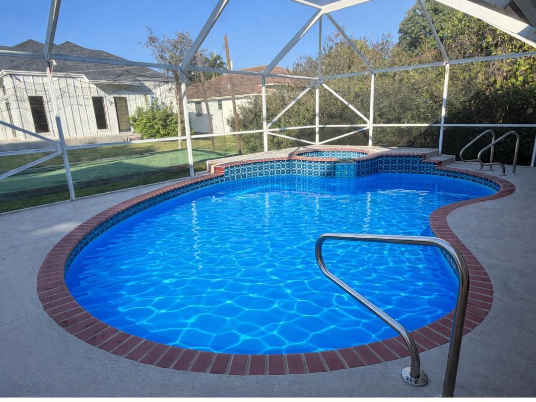 4BR – SingleFamilyResidence at 11241 NW 22nd Street