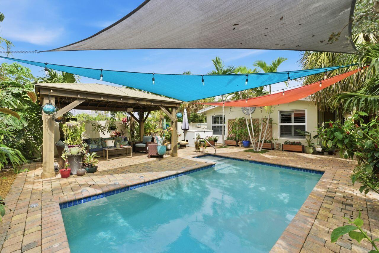 3BR – SingleFamilyResidence at 1436 NE 38th Street