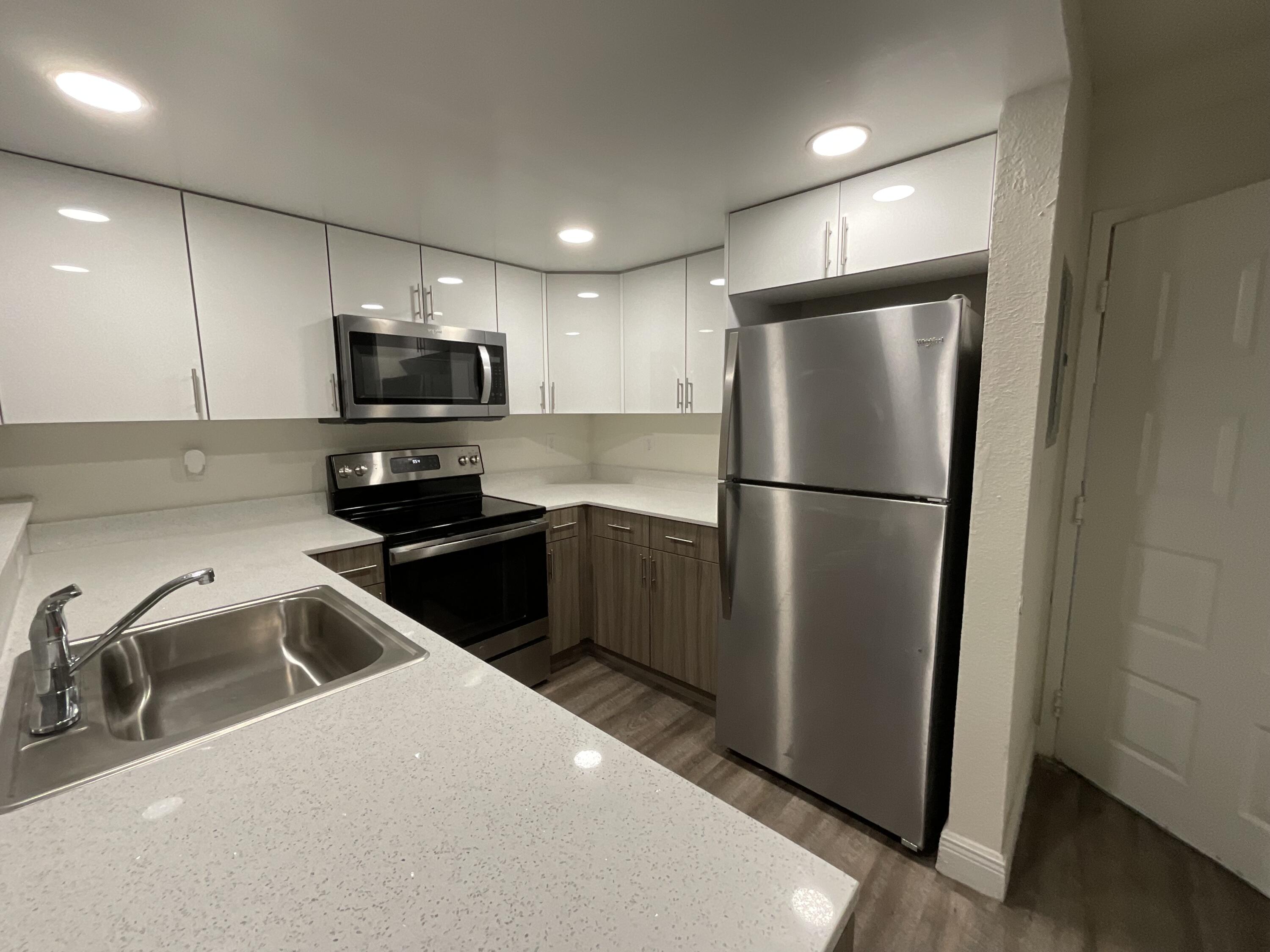 1BR – Condominium at 18335 NW 68 Avenue #2455-516
