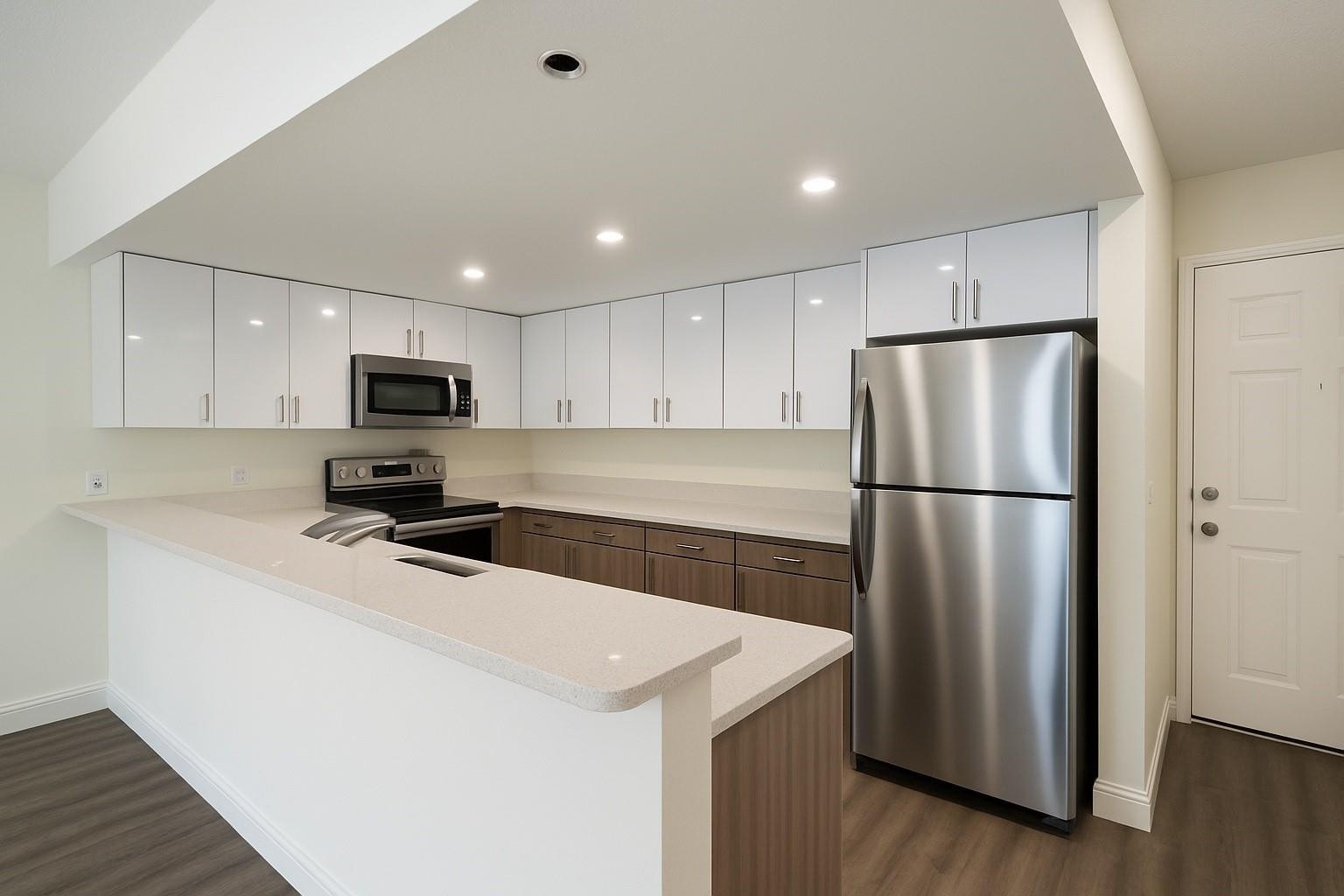 1BR – Condominium at 18335 NW 68 Avenue #750-318