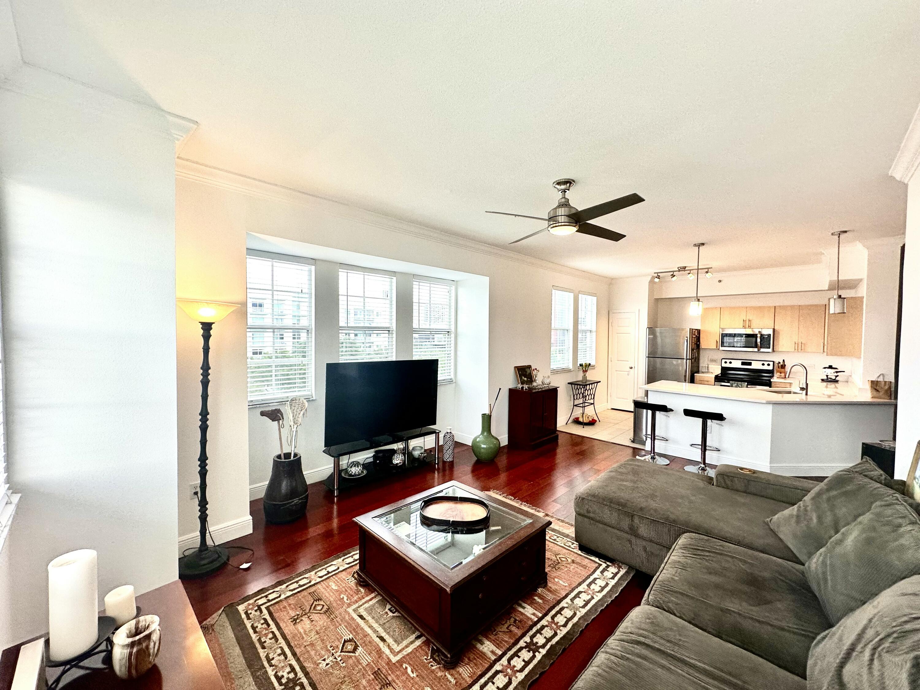 3BR – Condominium at 533 NE 3rd Avenue #527