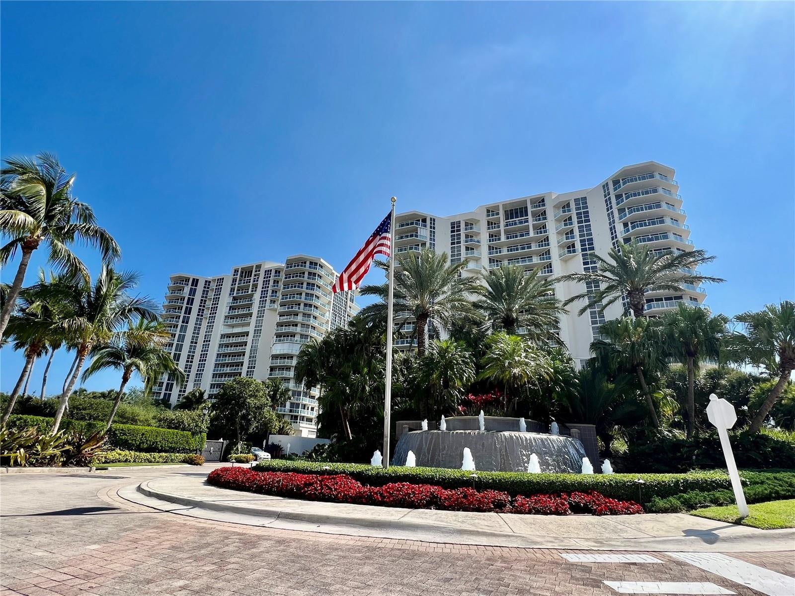 2BR – Condominium at 6001 N Ocean Drive #706