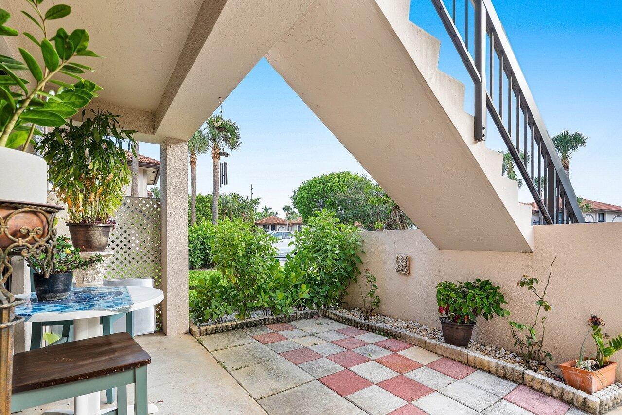 2BR – Condominium at 5200 E Club Circle #106