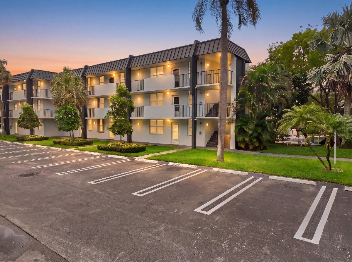 2BR – Condominium at 777 S Federal Highway #104l