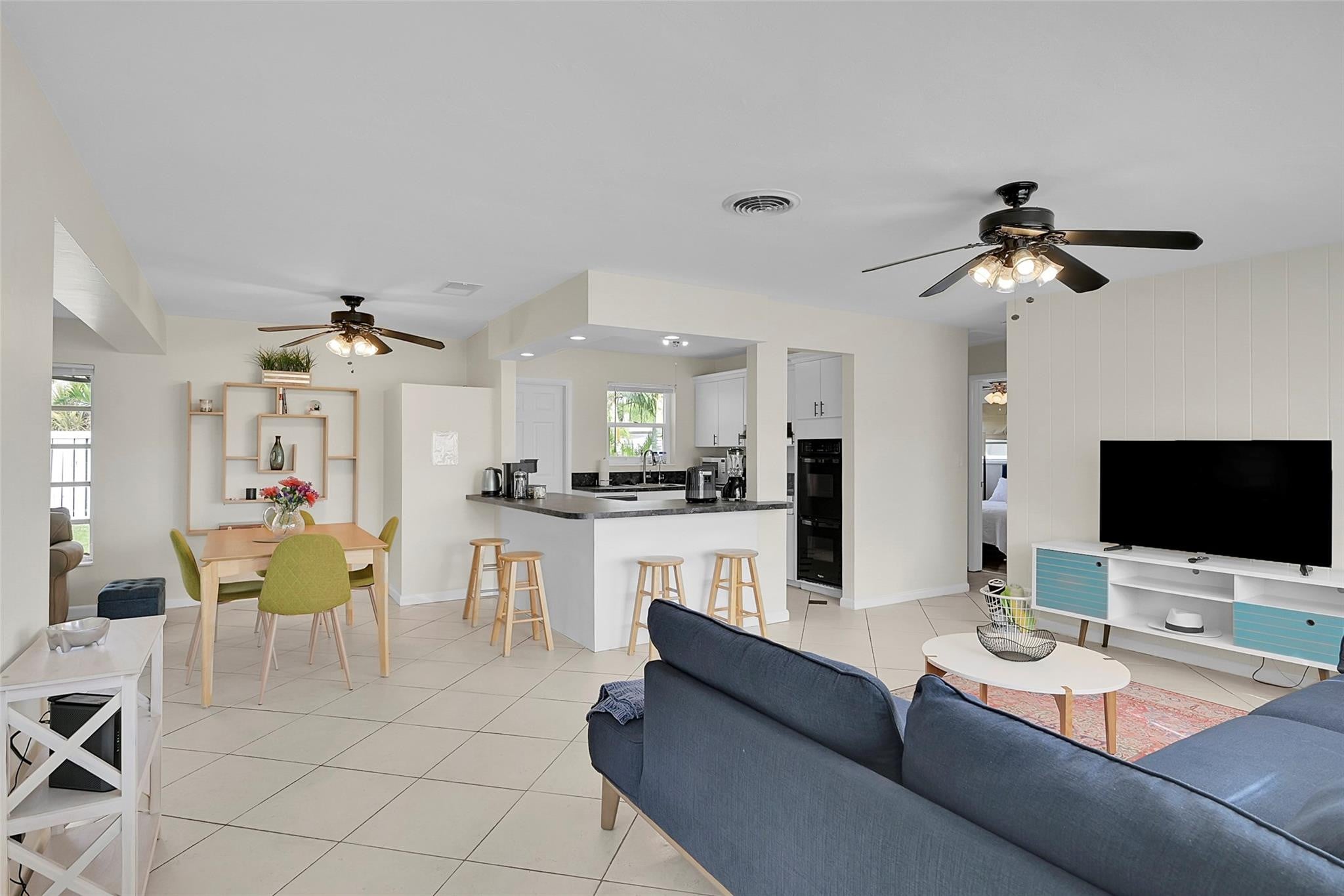 2BR – SingleFamilyResidence at 1029 SE 14th Street