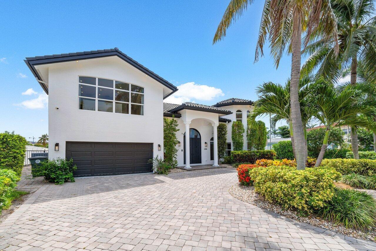 5BR – SingleFamilyResidence at 1366 SW 4th Court