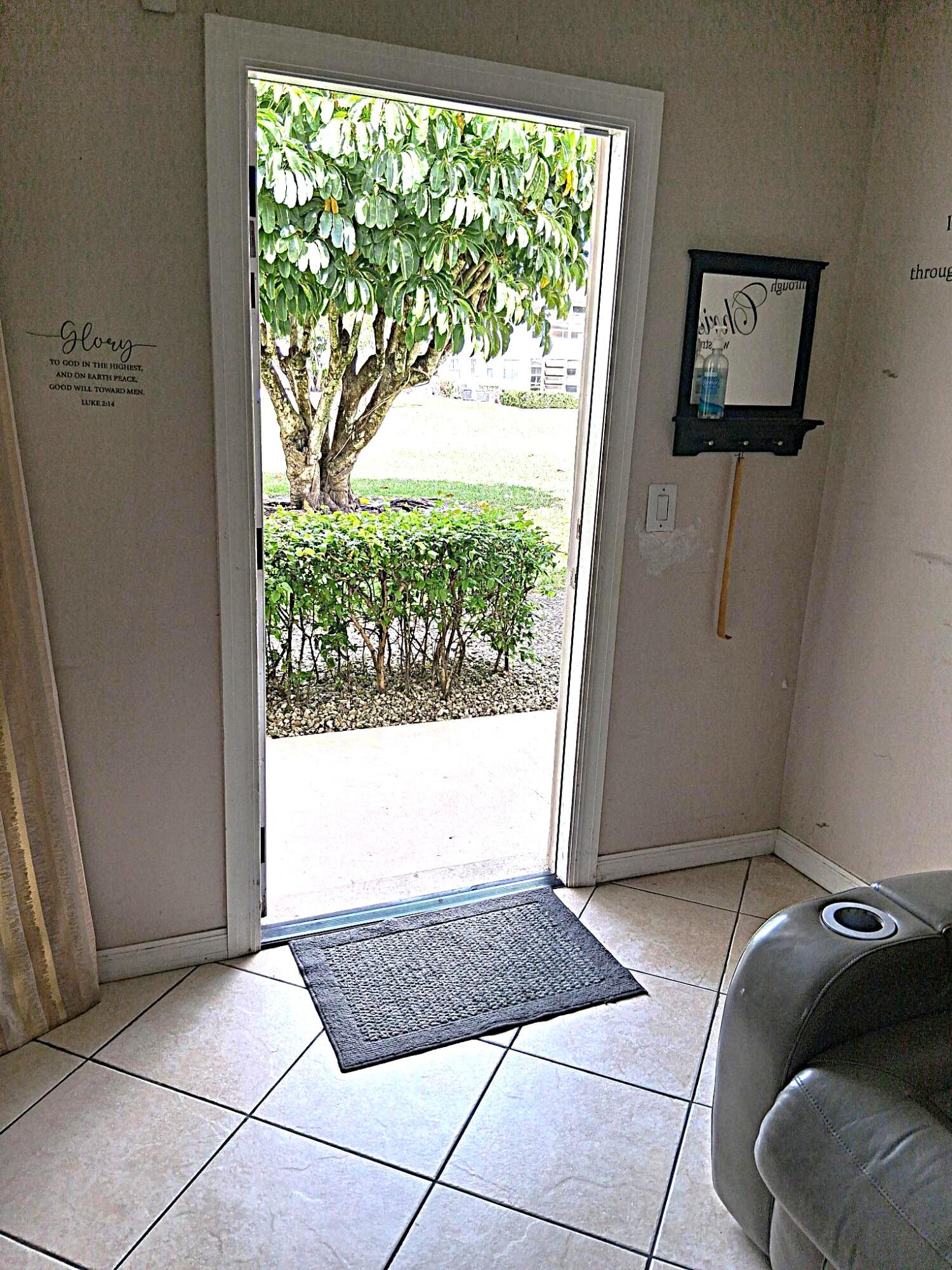 1BR – Condominium at 6 Northampton #A