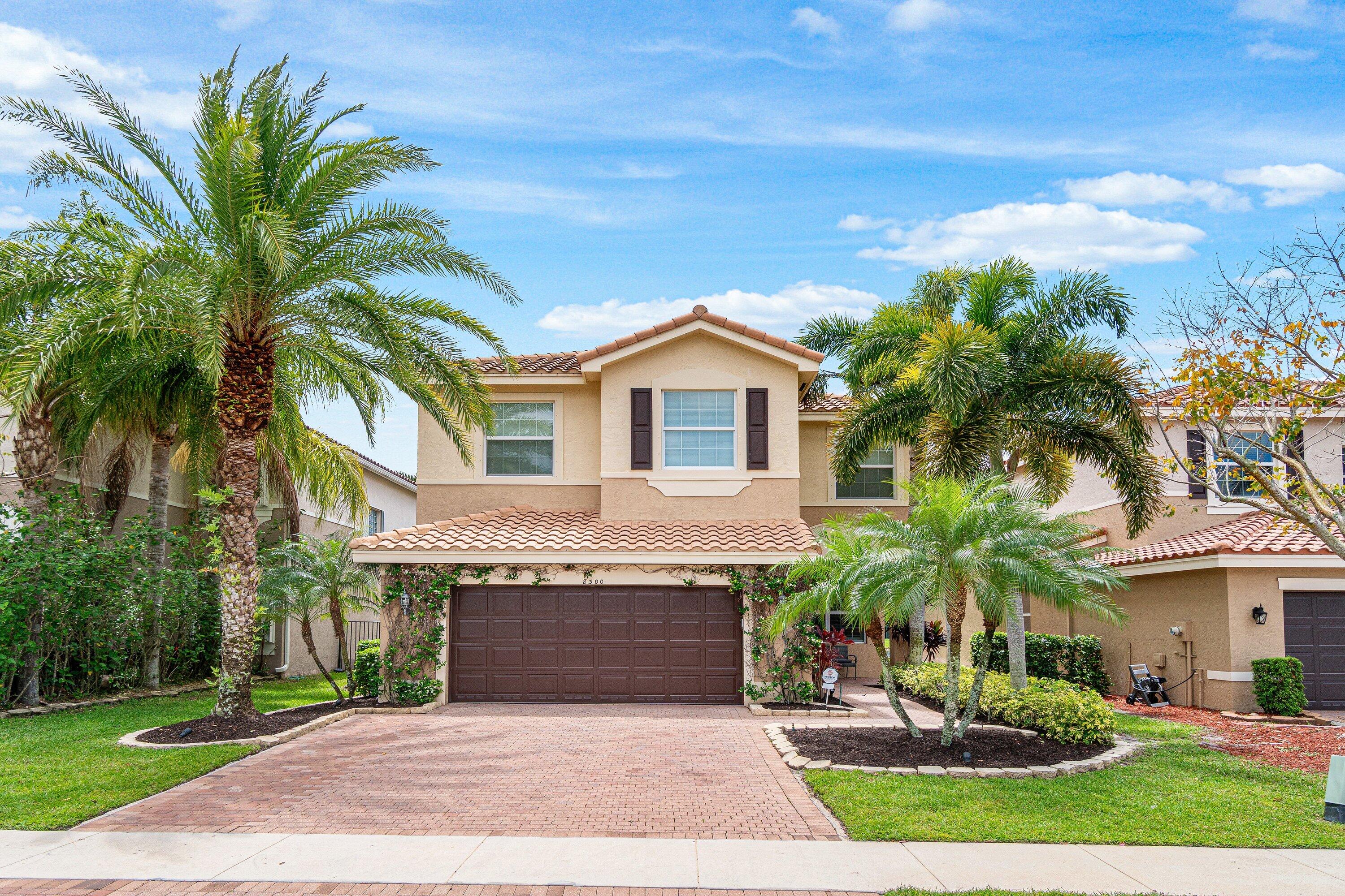 4BR – SingleFamilyResidence at 8300 Calabria Lakes Drive