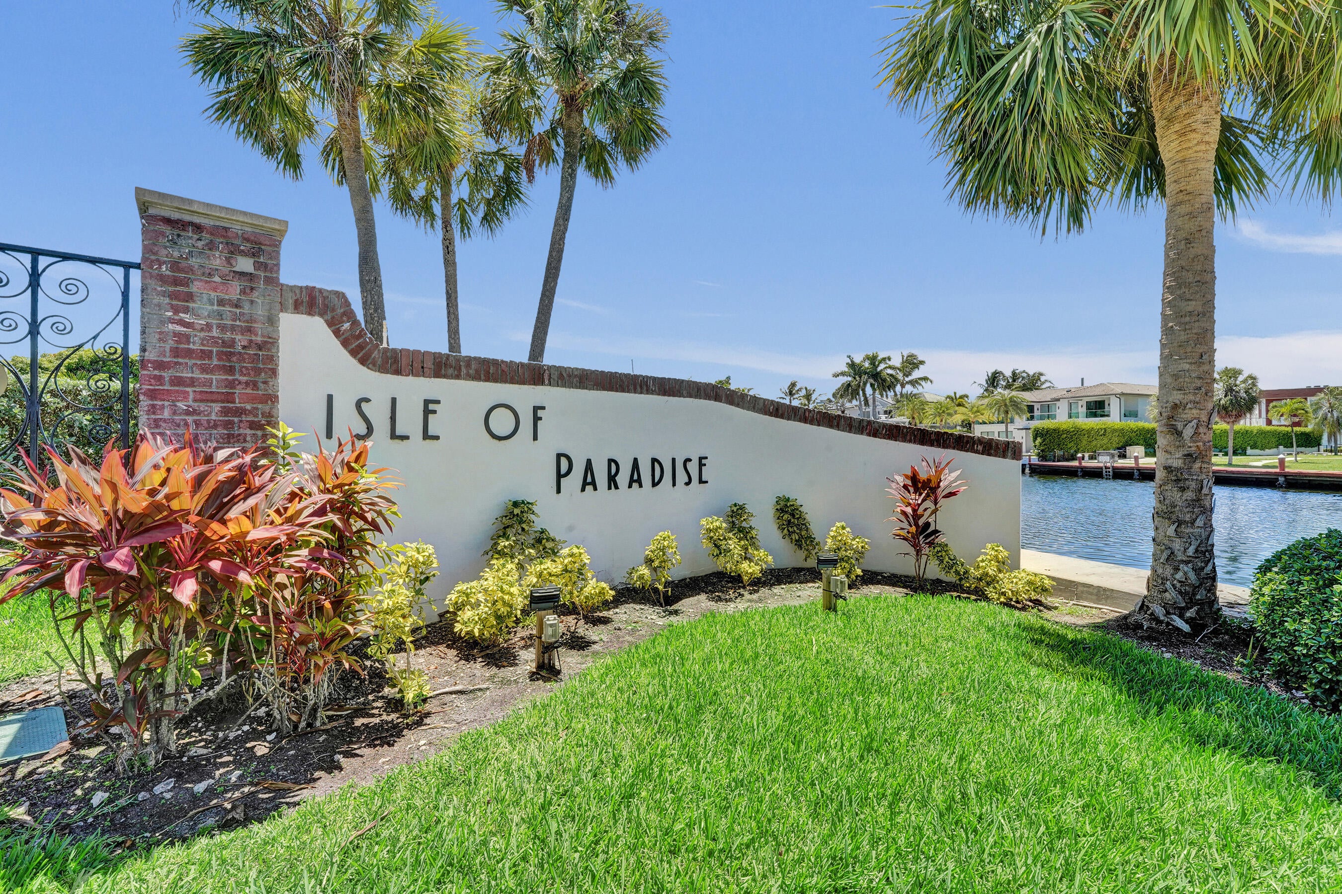 2BR – StockCooperative at 455 Paradise Isle Boulevard #305