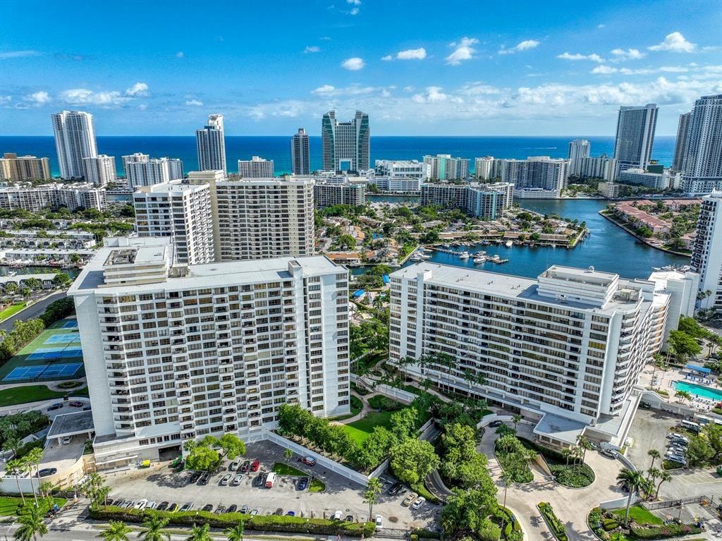 1BR – Condominium at 600 Three Islands Boulevard #301