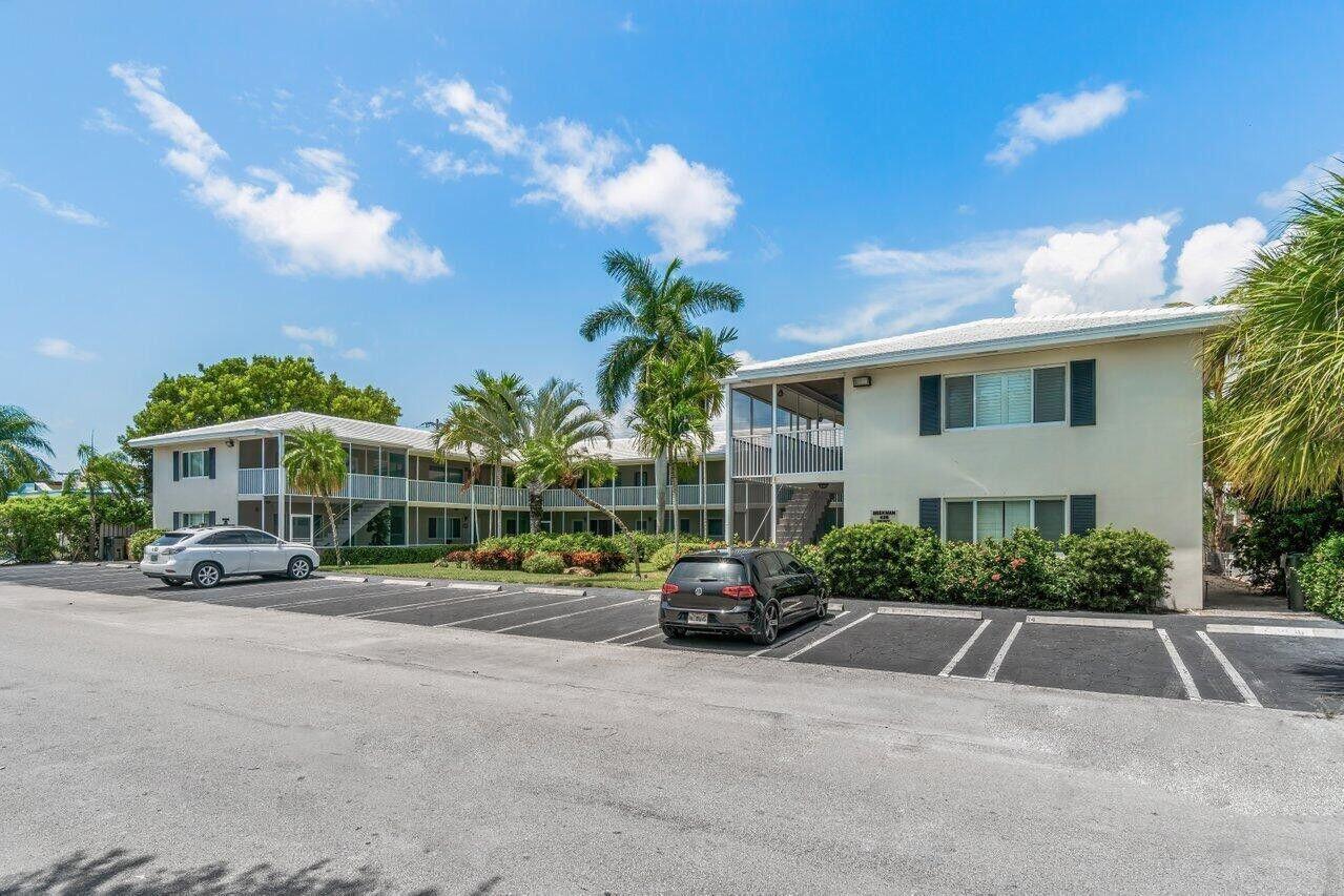 1BR – Condominium at 426 NE 7th Avenue #2b