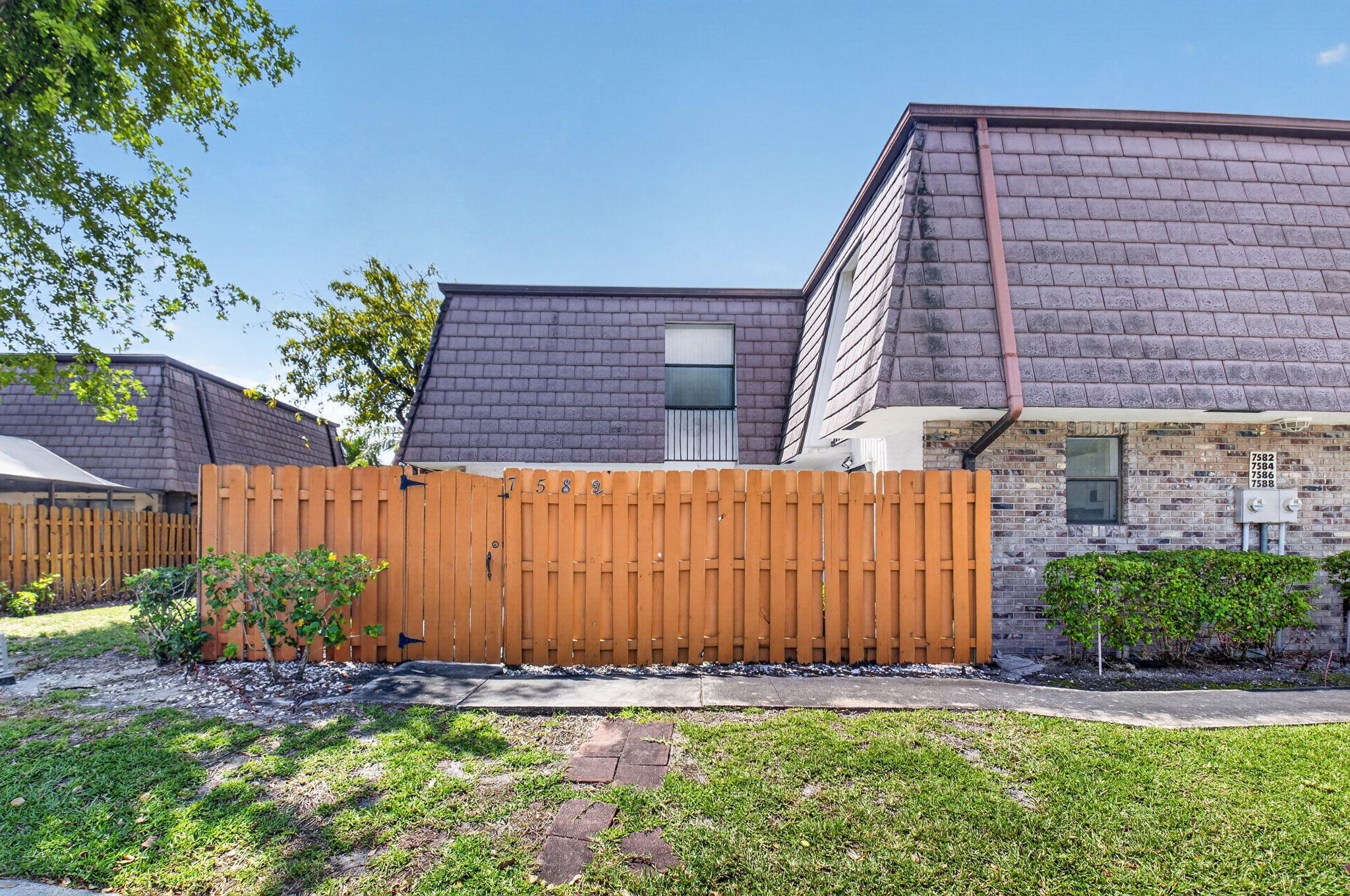 2BR – Townhouse at 7582 Courtyard Run E #7582