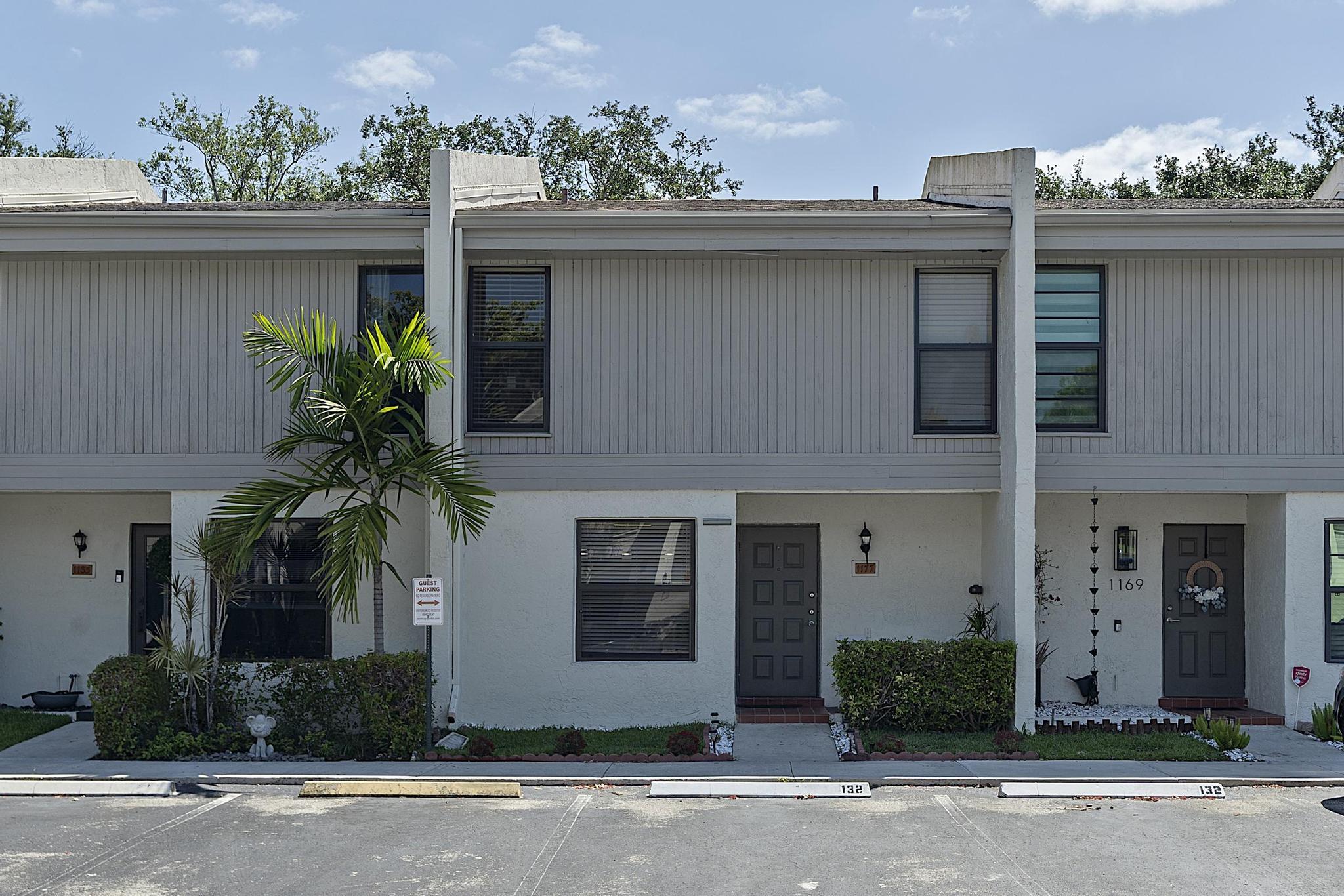 3BR – Townhouse at 1177 NW 98th Terrace #132