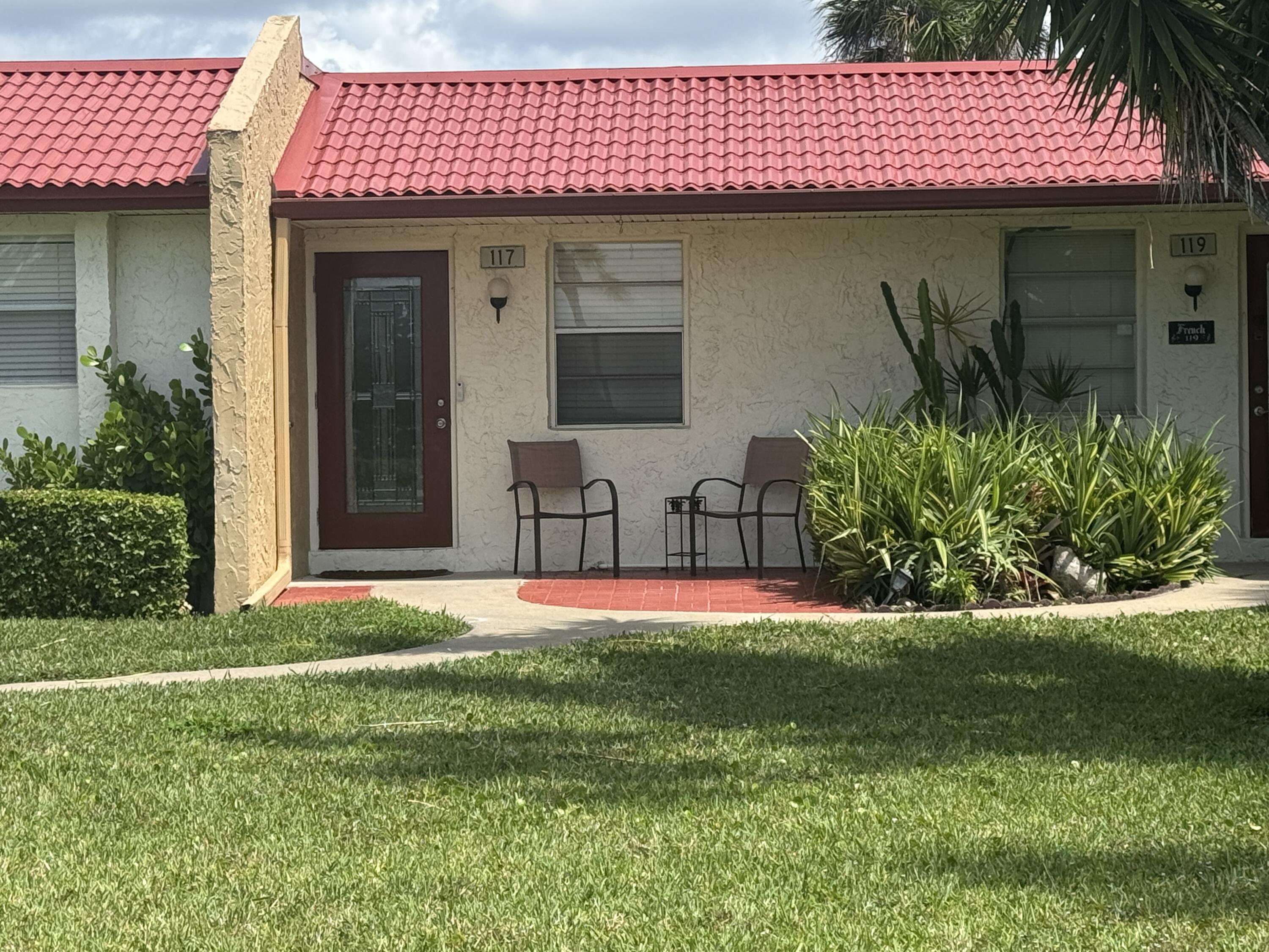 2BR – RES at 117 Golden River Drive