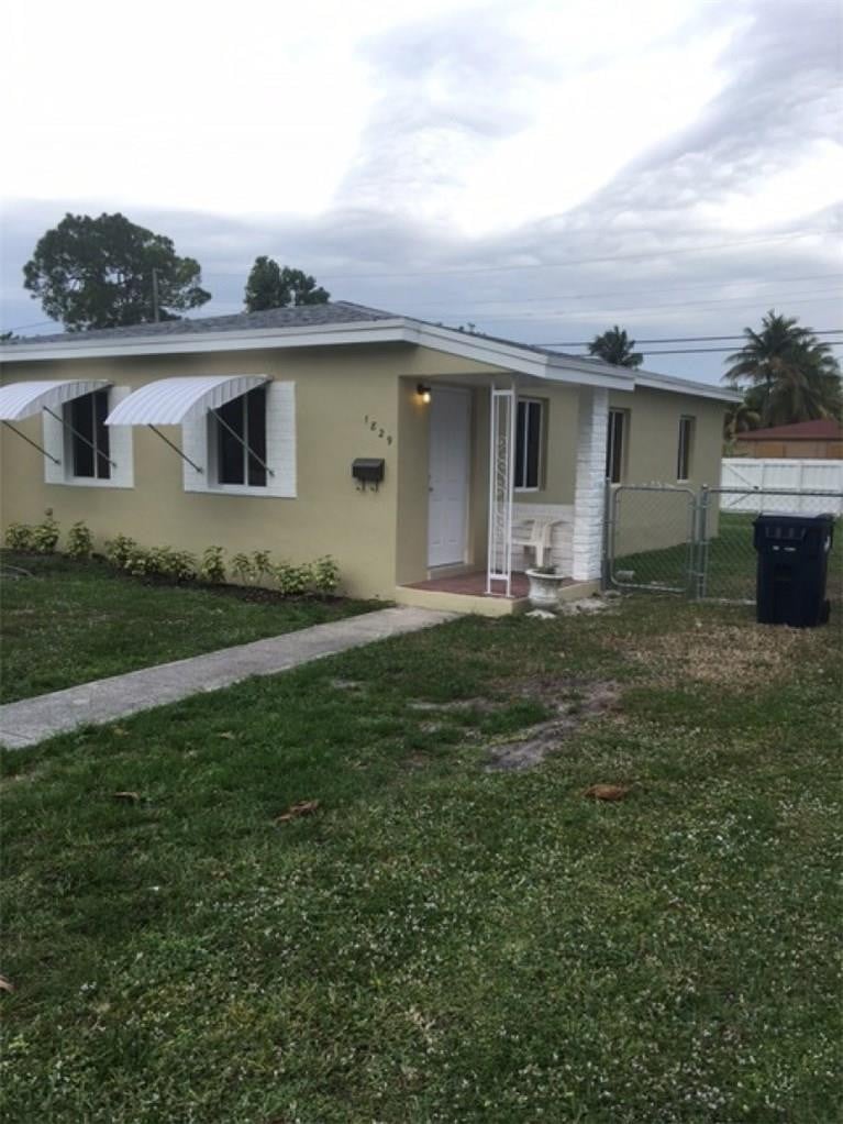 4BR – SingleFamilyResidence at 1829 NE 175th Street