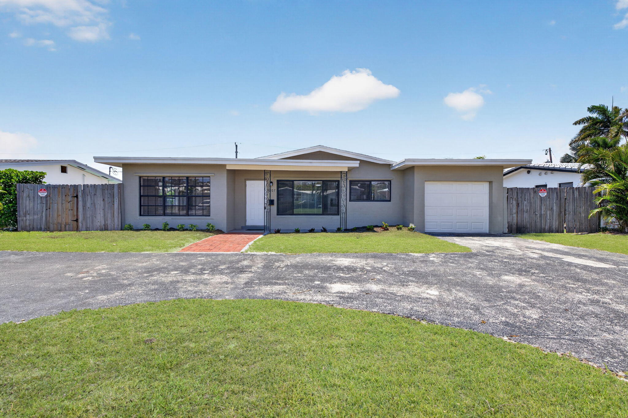 4BR – SingleFamilyResidence at 4807 NE 18th Avenue