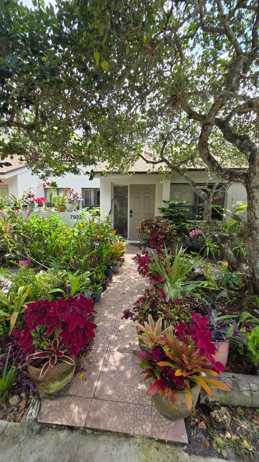 2BR – RES at 7922 NW 10th Street