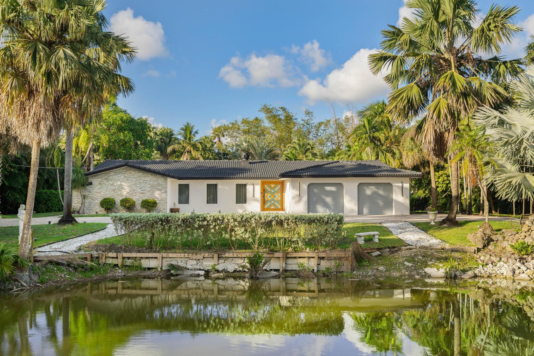 4BR – SingleFamilyResidence at 11621 NW 21st Court